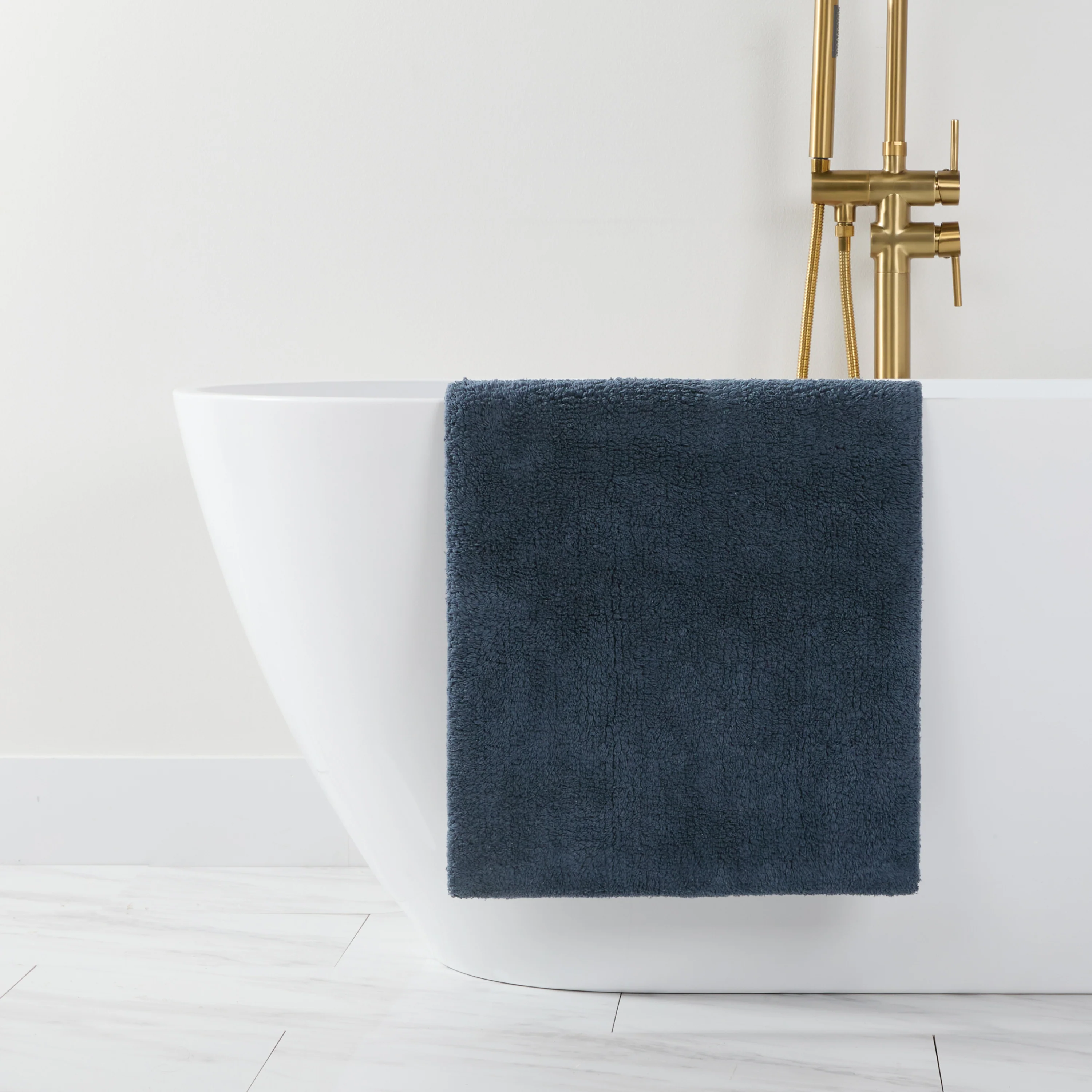100% Cotton Plush & Loop Reversible Bath Mat - Image 15