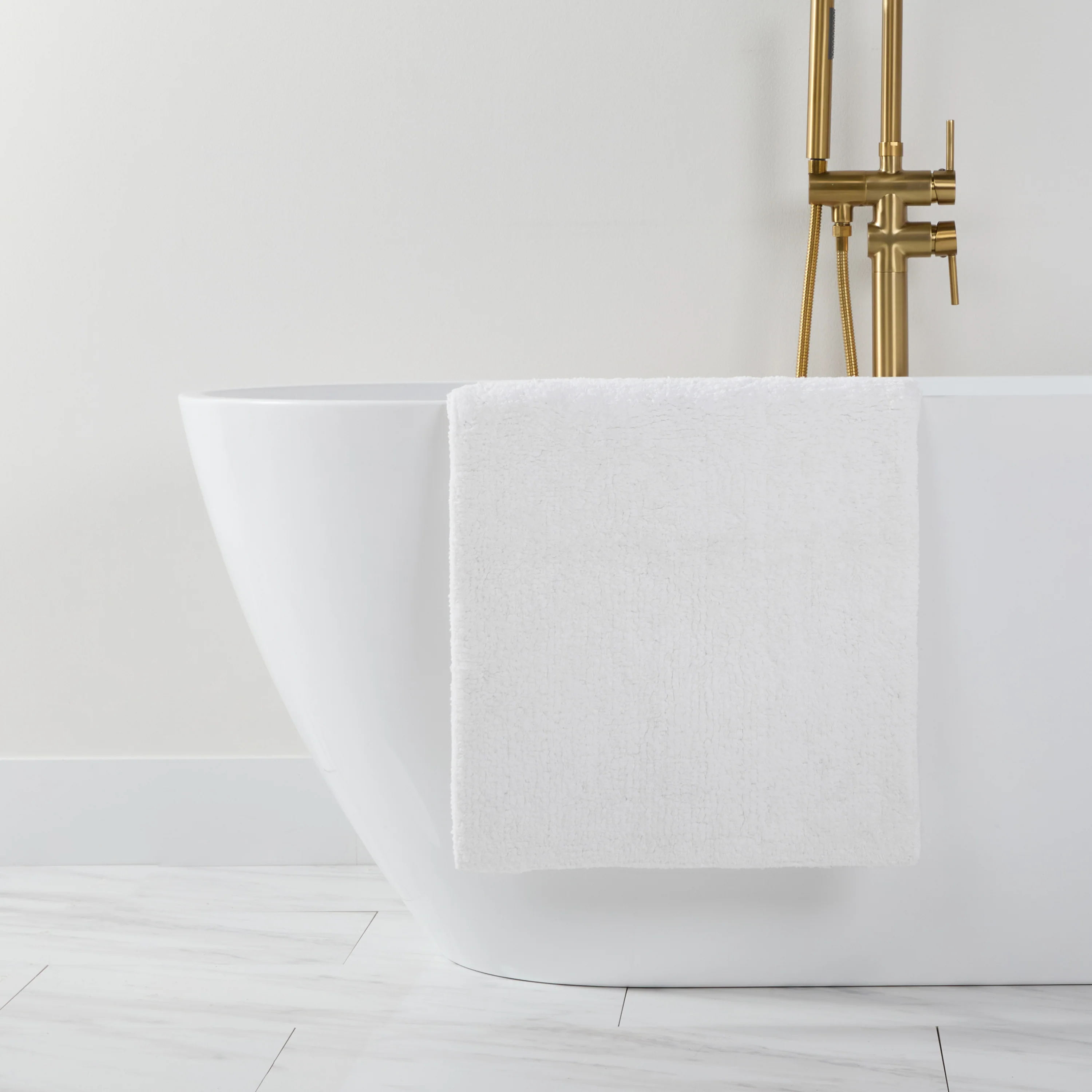 100% Cotton Plush & Loop Reversible Bath Mat - Image 18