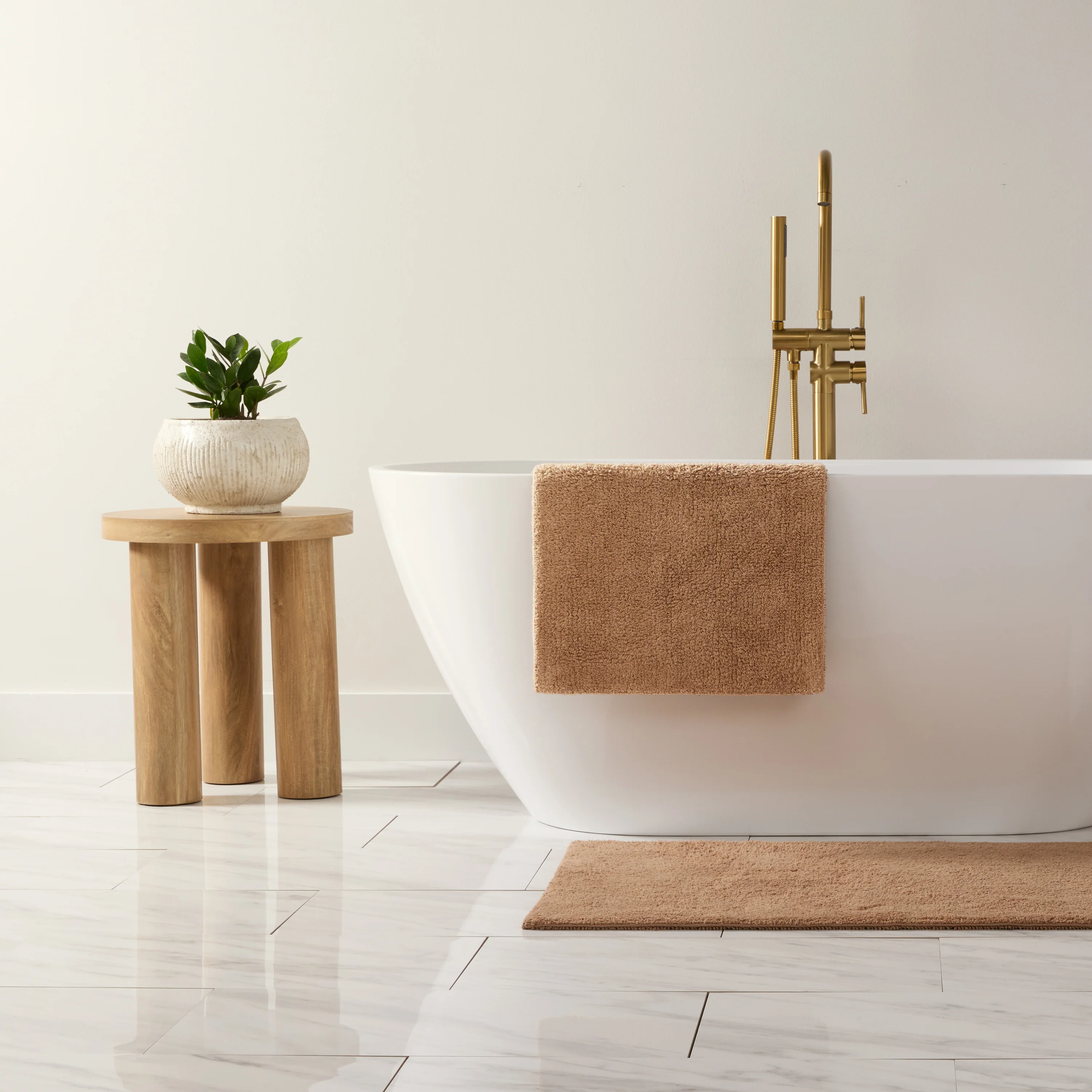 100% Cotton Plush & Loop Reversible Bath Mat - Image 4