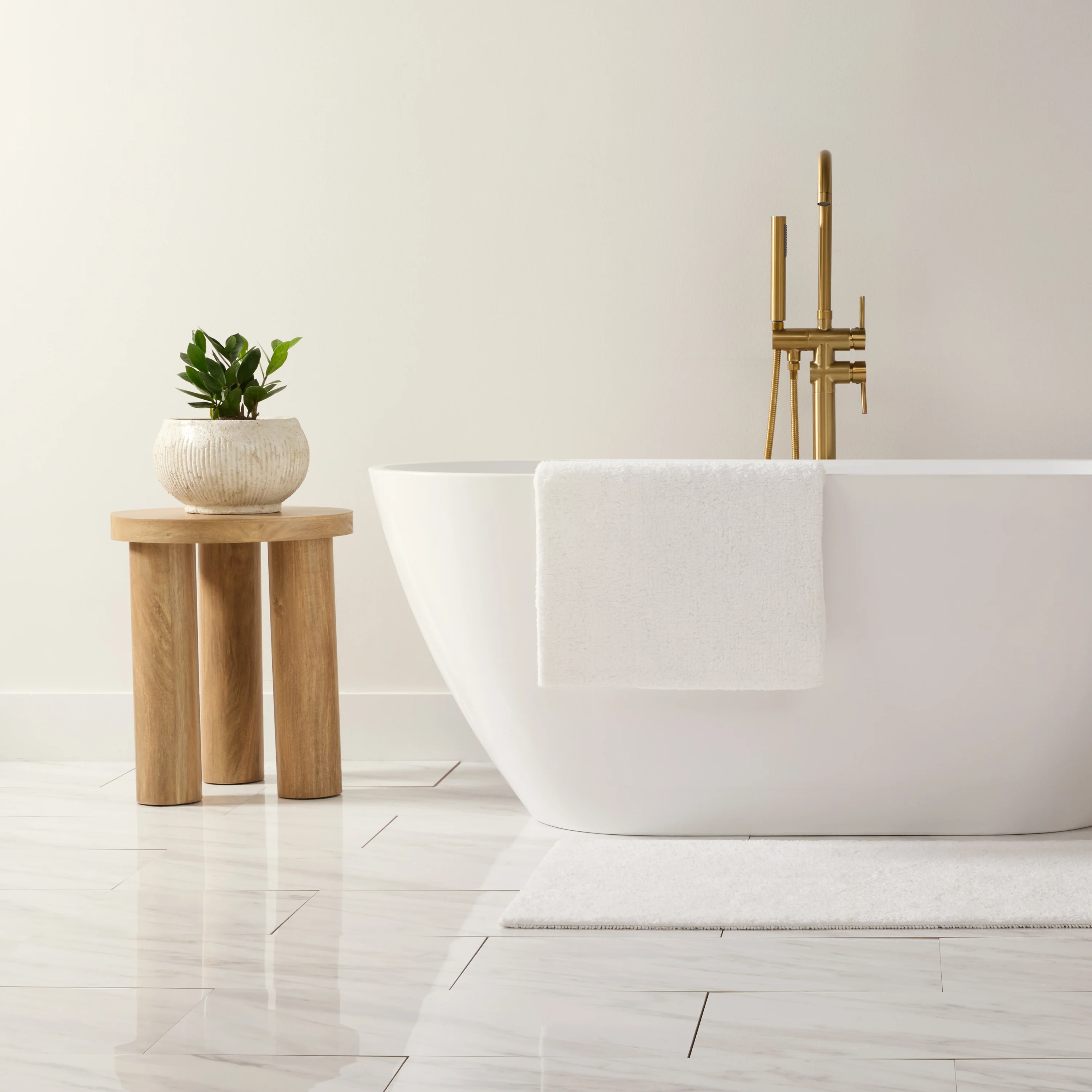 100% Cotton Plush & Loop Reversible Bath Mat - Image 9