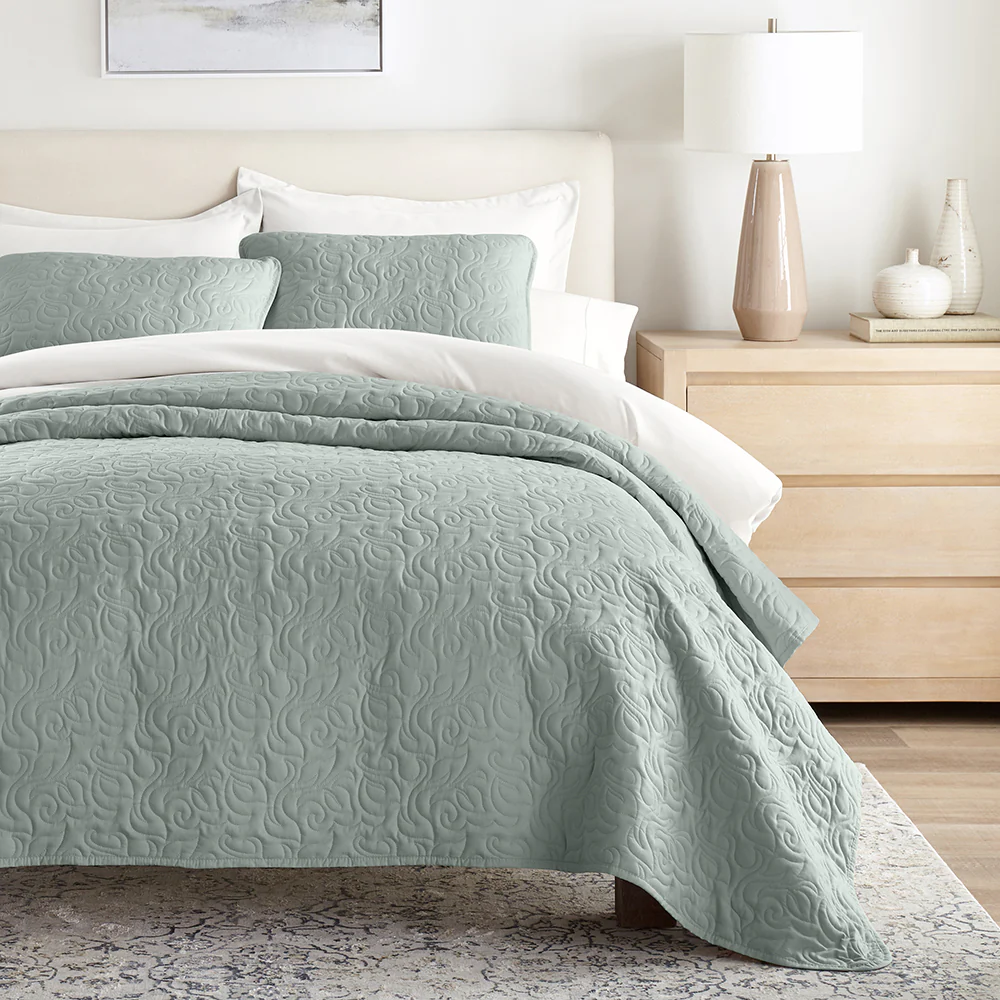 3-Piece Floral Stitch Quilted Coverlet Set - Image 7