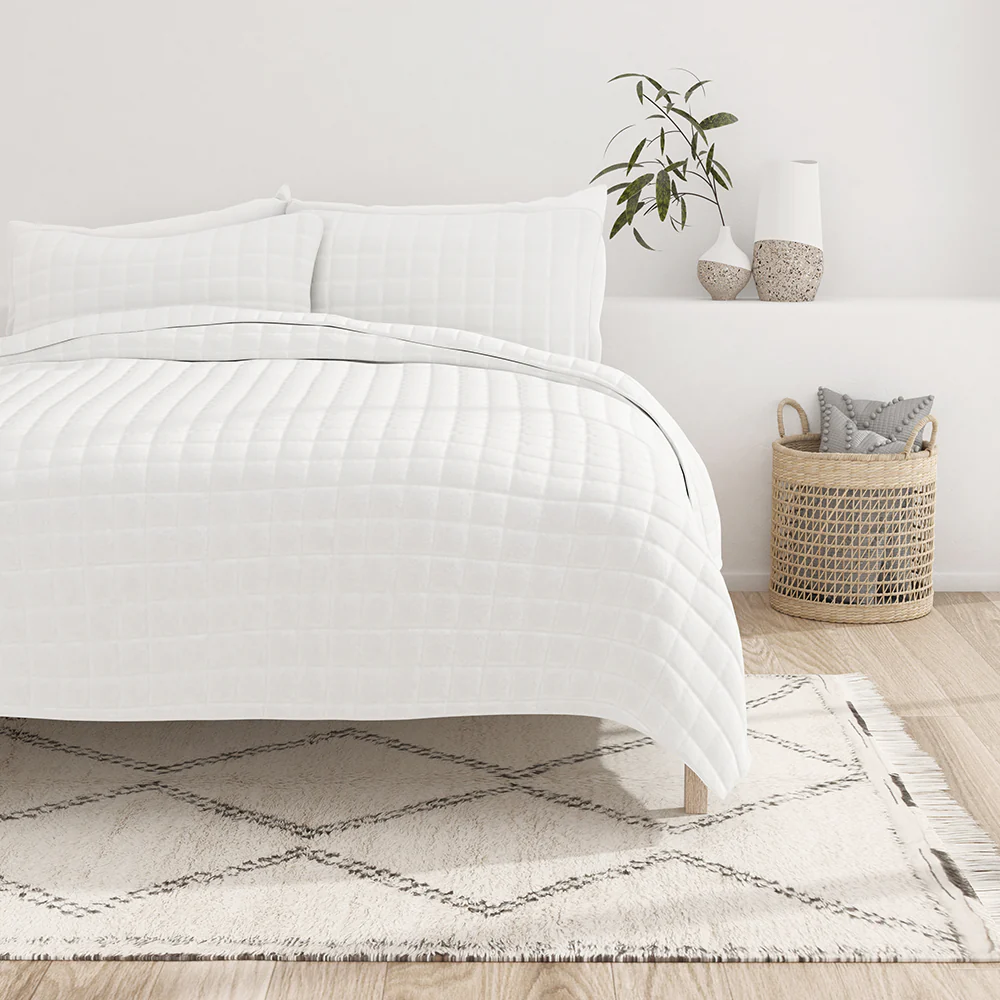 3-Piece Square Quilted Coverlet Set - Image 3