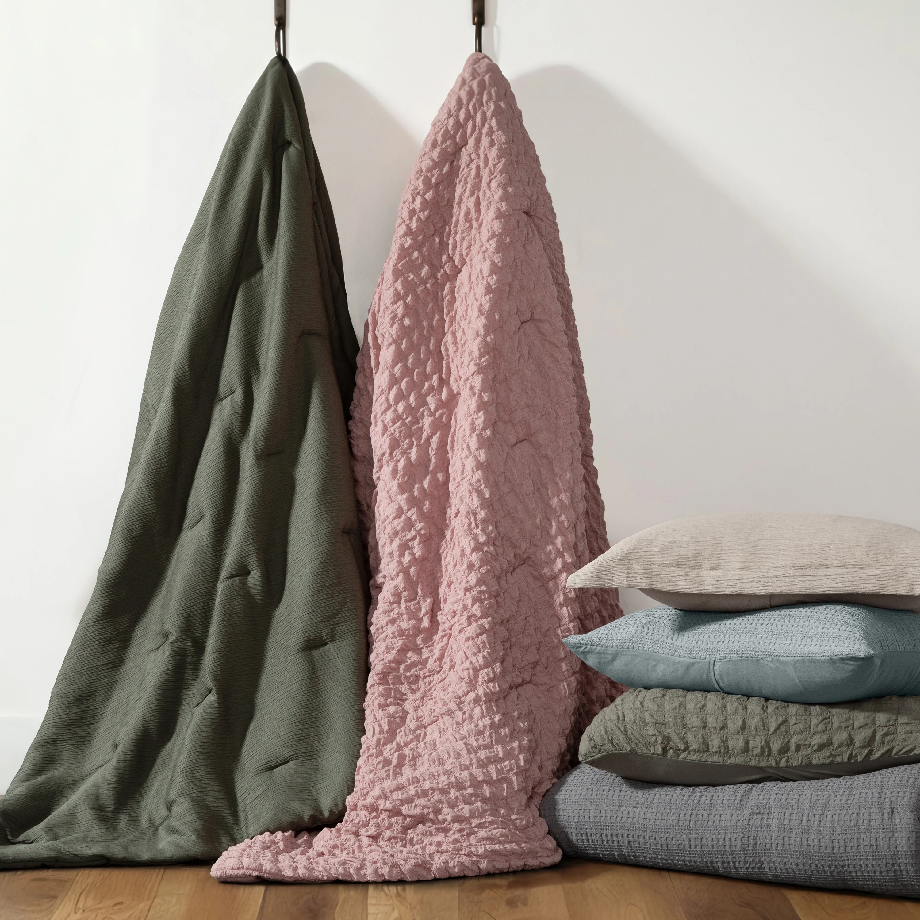 Cloud Weave Textured Down-Alternative Comforter Set - Image 51