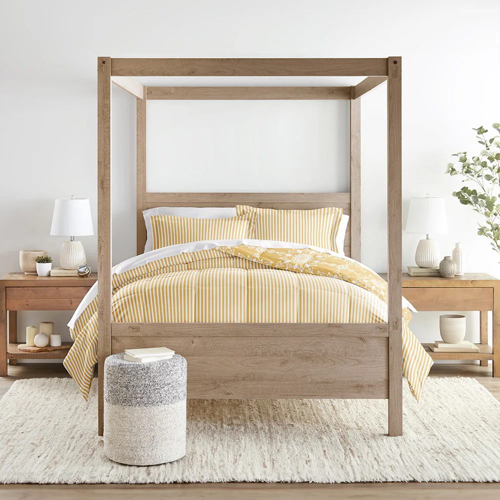 Daisy Medallion Reversible Down-Alternative Comforter Set - Image 30