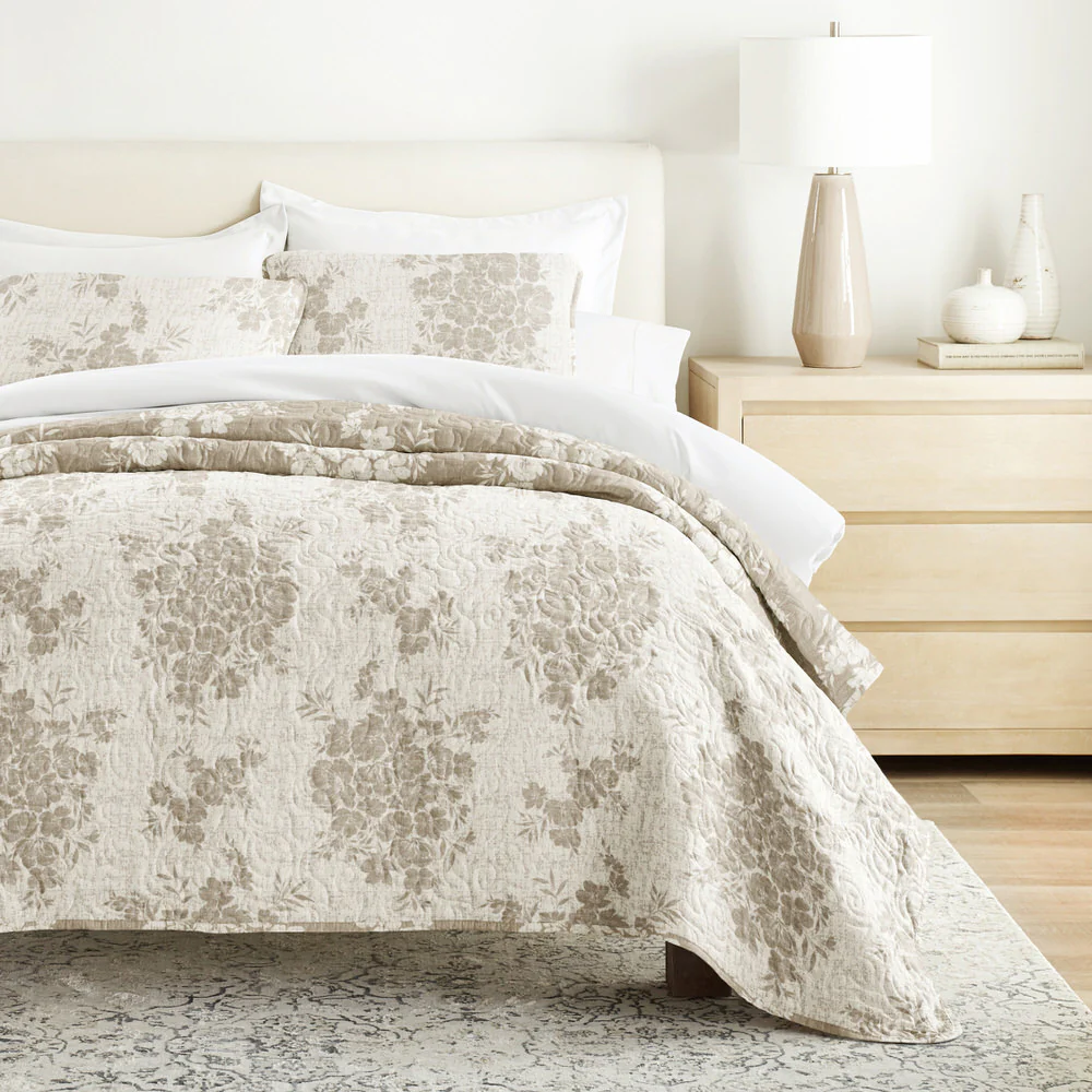 Distressed Bouquet Reversible Quilted Coverlet Set - Image 14