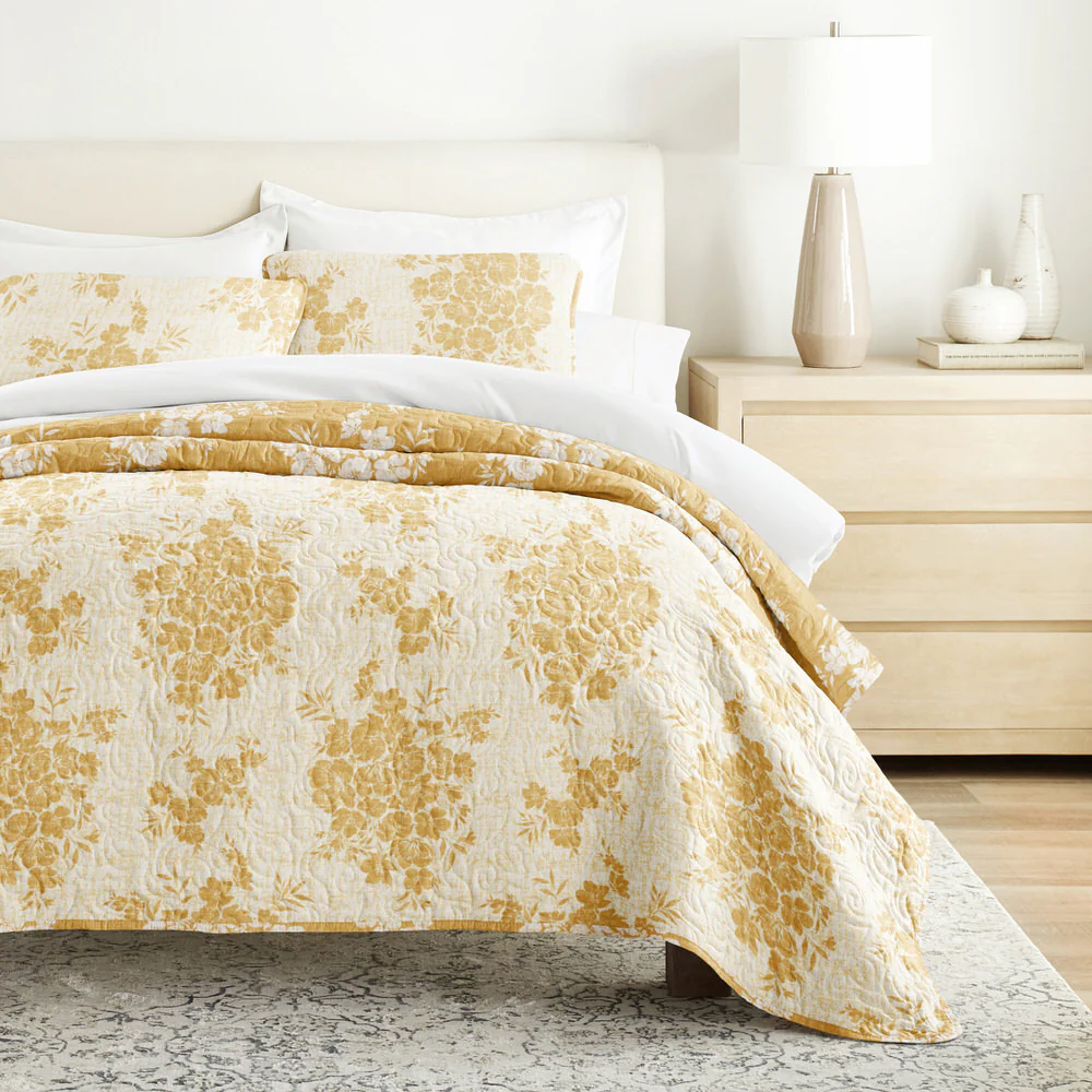 Distressed Bouquet Reversible Quilted Coverlet Set - Image 16