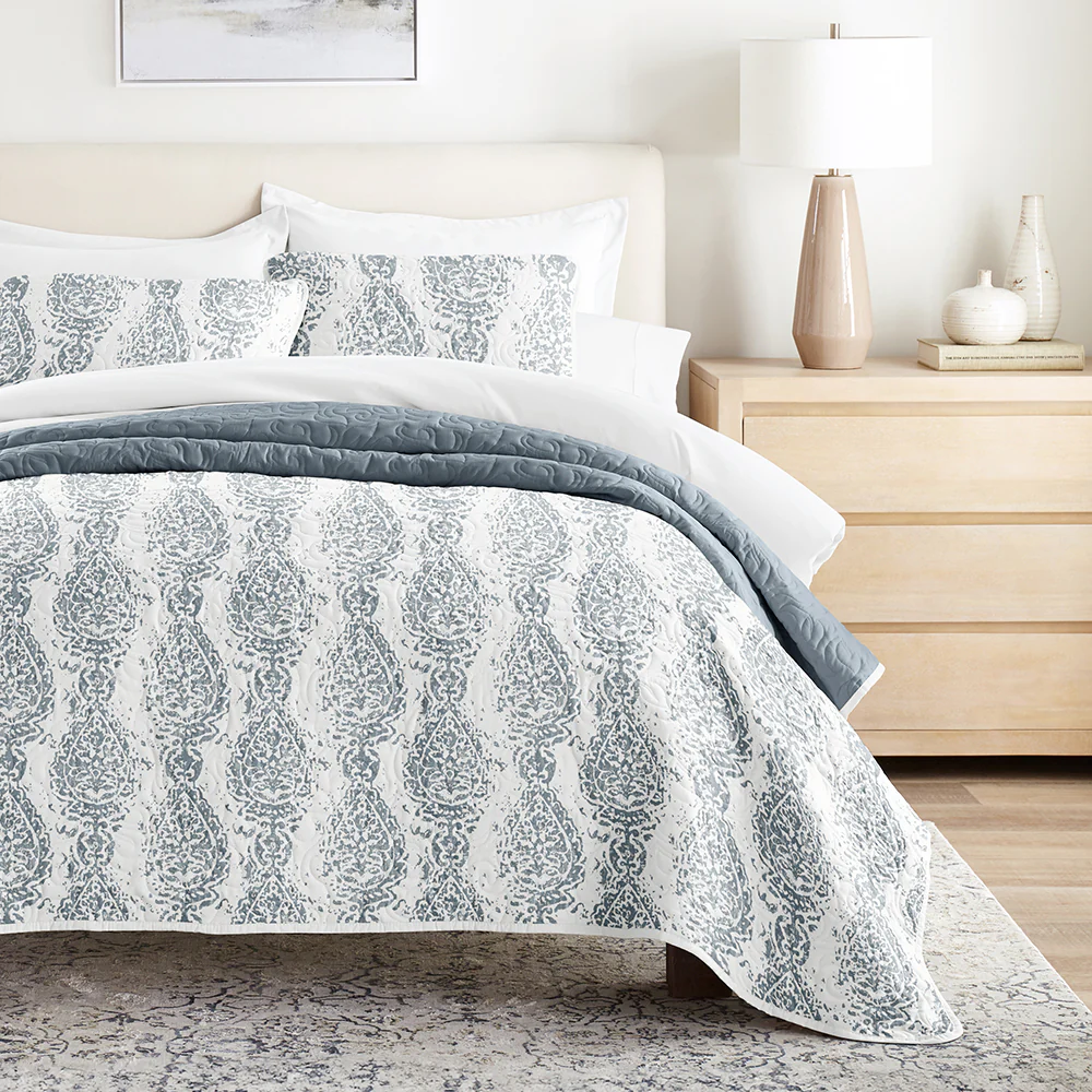 Distressed Damask Reversible Quilted Coverlet Set - Image 5