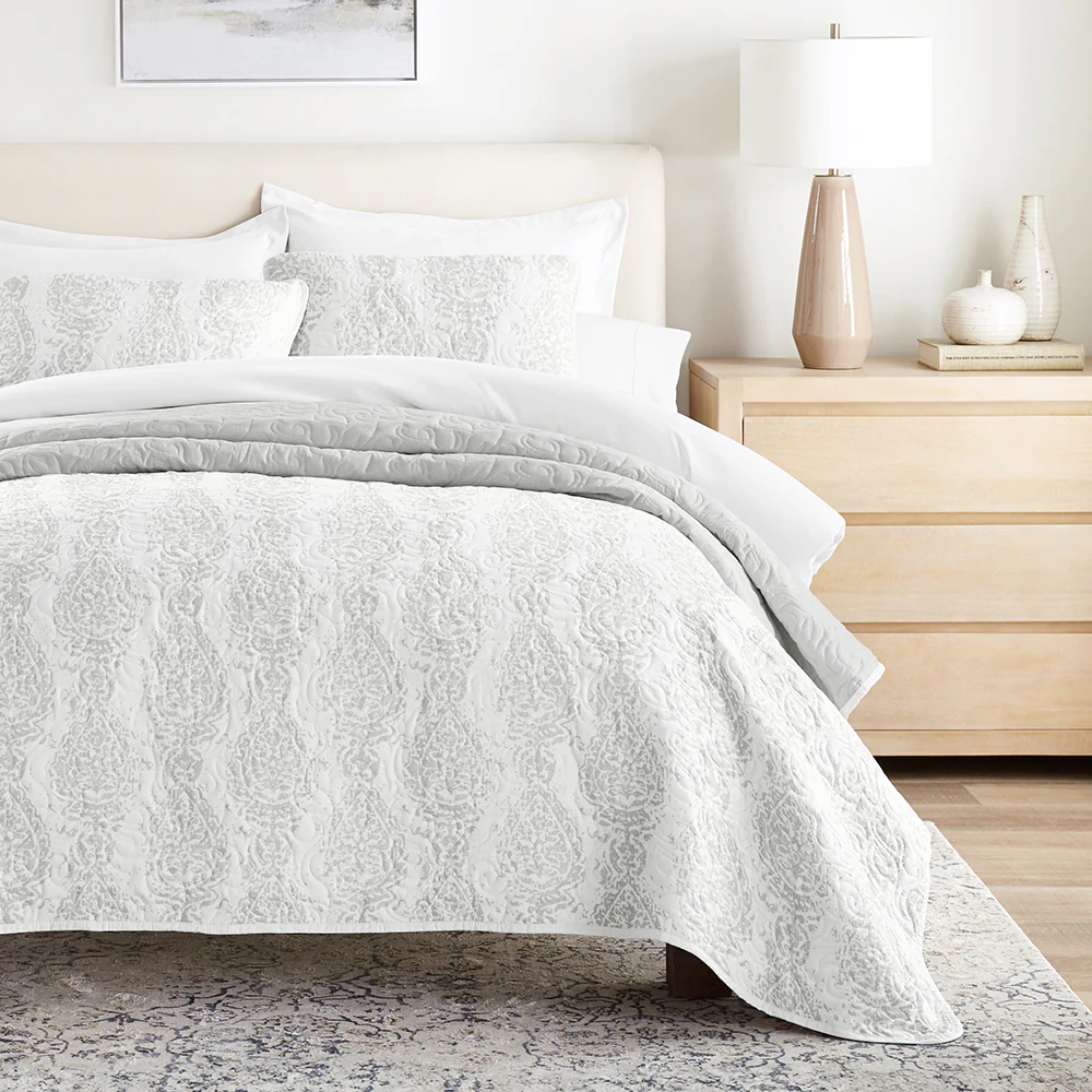 Distressed Damask Reversible Quilted Coverlet Set - Image 6