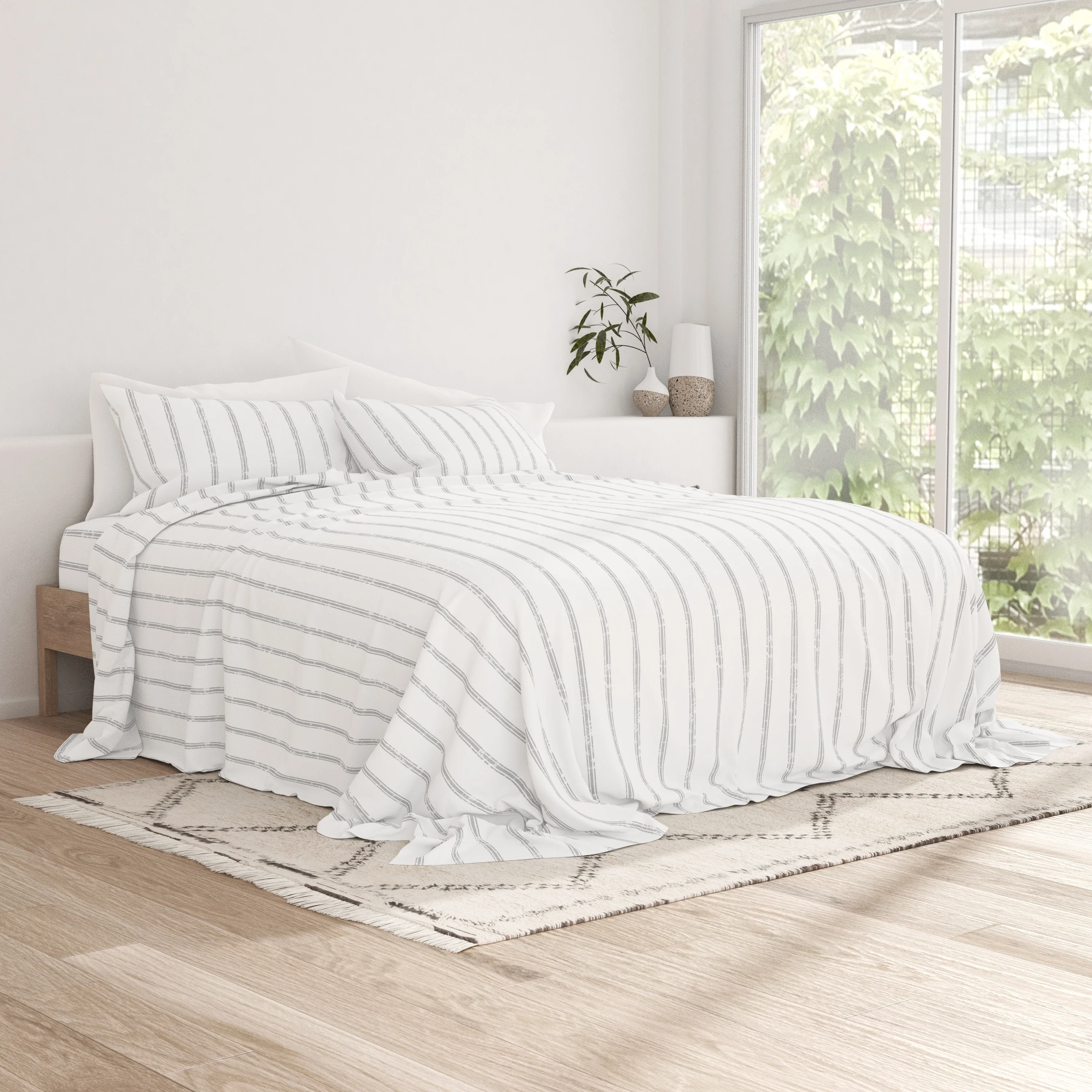 Distressed Line Pattern 4-Piece Sheet Set - Image 4