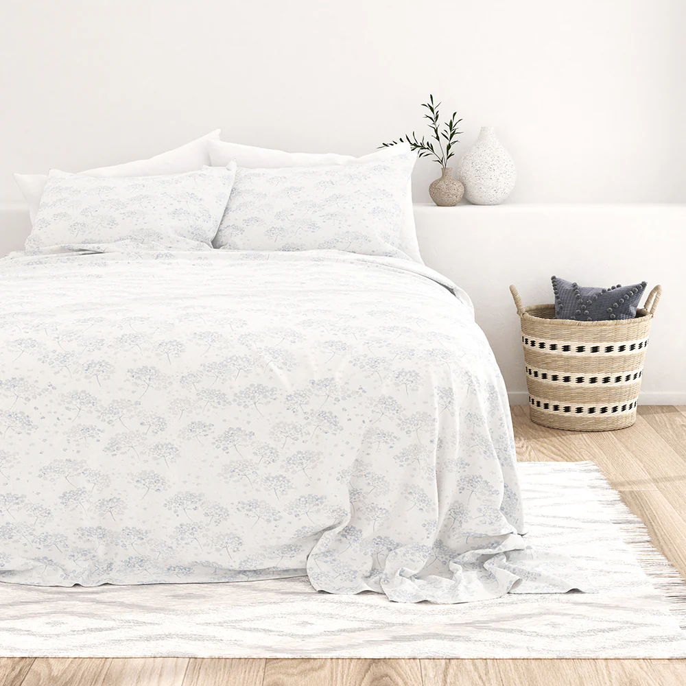 Flower Bunch 4-Piece Flannel Sheet Set - Image 5