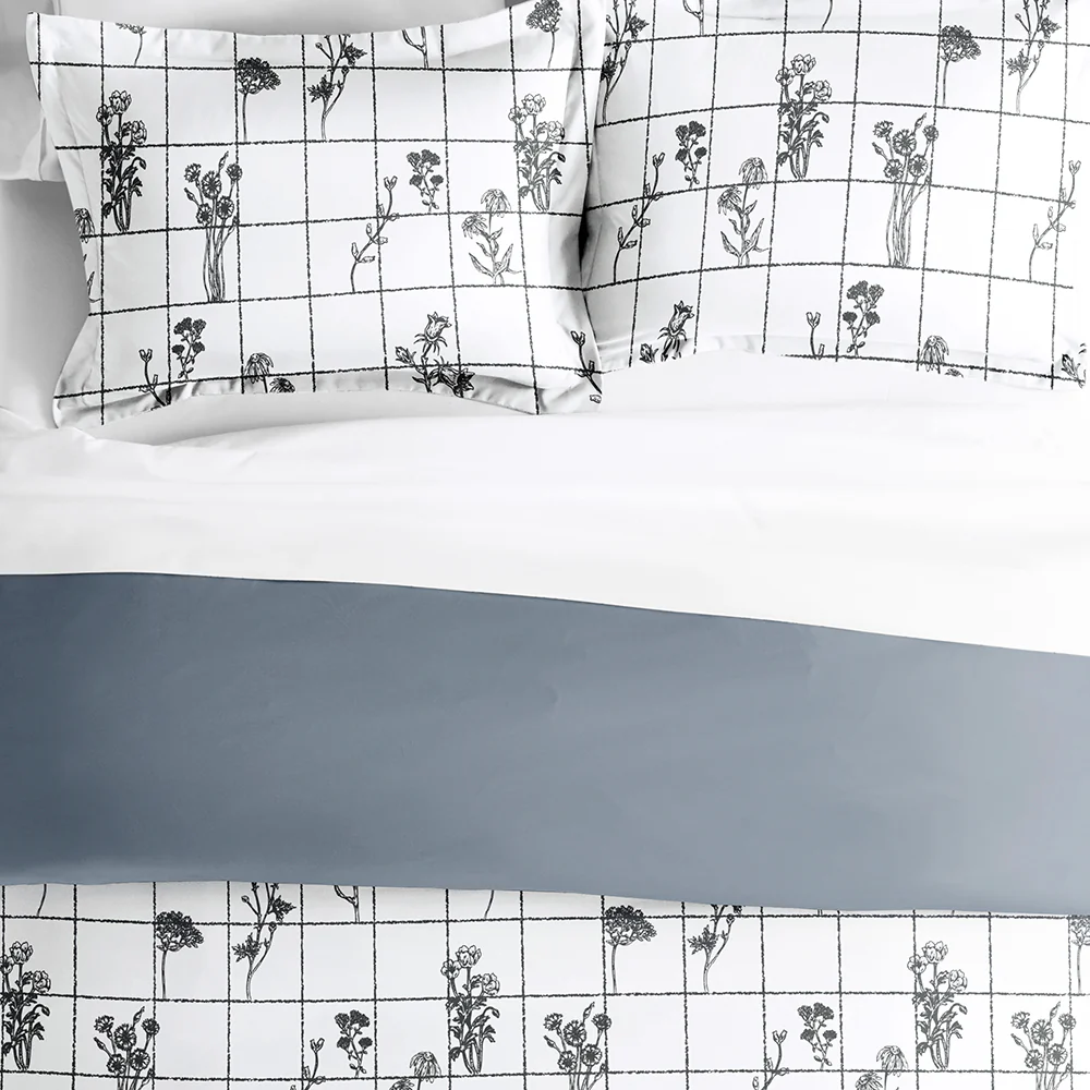 Flower Field Pattern 3-Piece Reversible Duvet Cover Set - Image 5