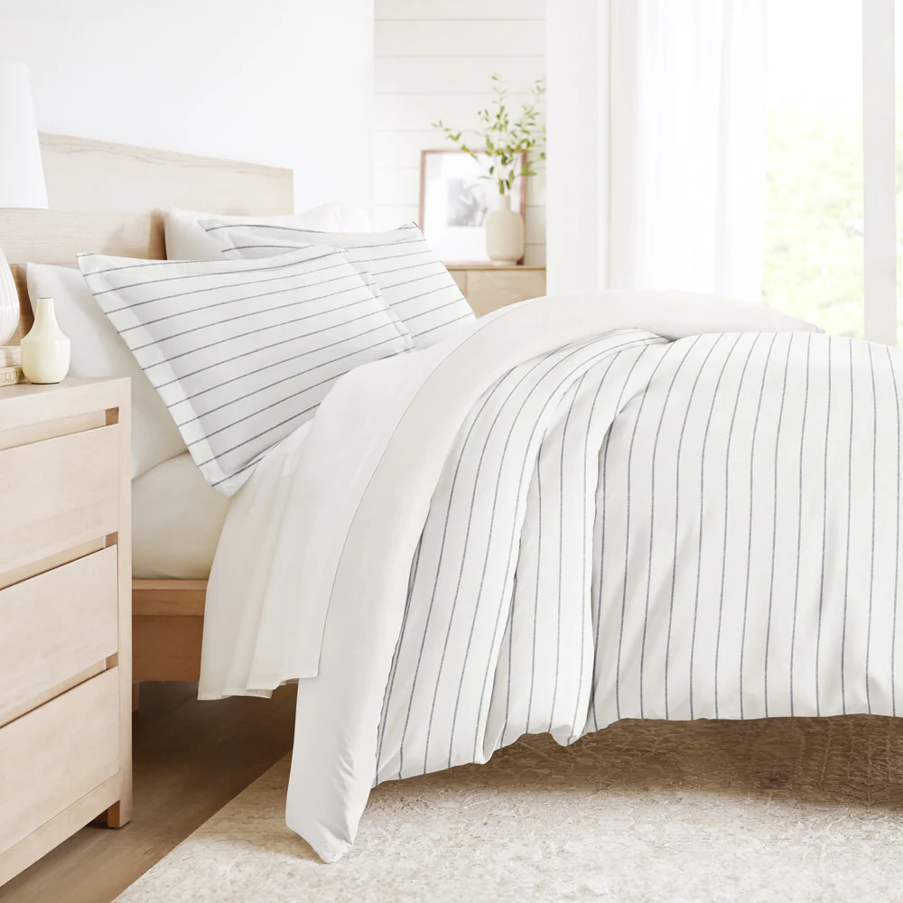 Harbor Stripe Reversible Pattern 3-Piece Duvet Cover Set - Image 3