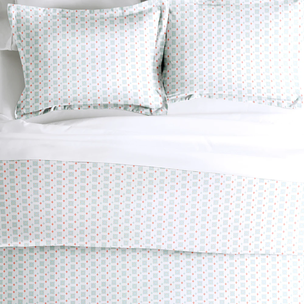 Lights in Blue Pattern 3-Piece Duvet Cover Set - Image 3