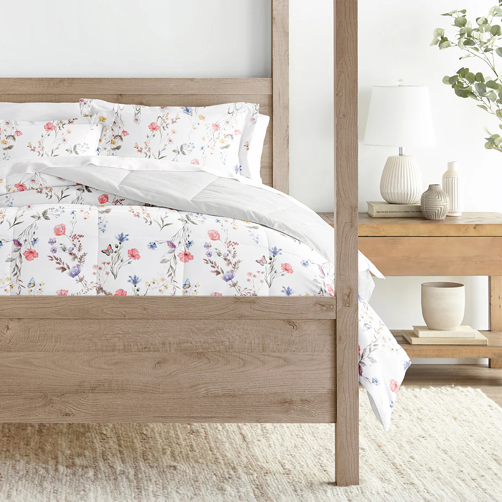Meadow Floral Reversible Down-Alternative Comforter Set - Image 3