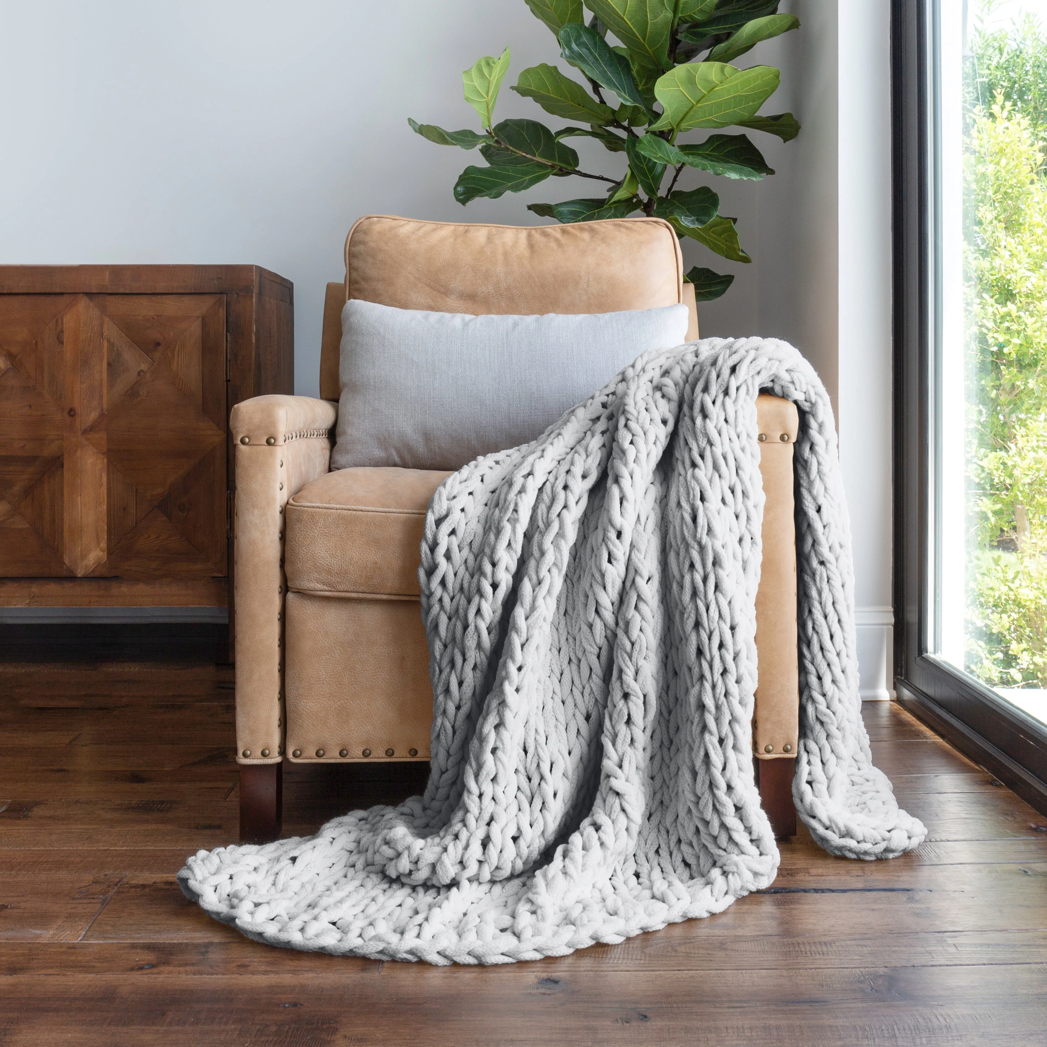 Oversized Chunky Knit Blanket (Sale) - Image 2