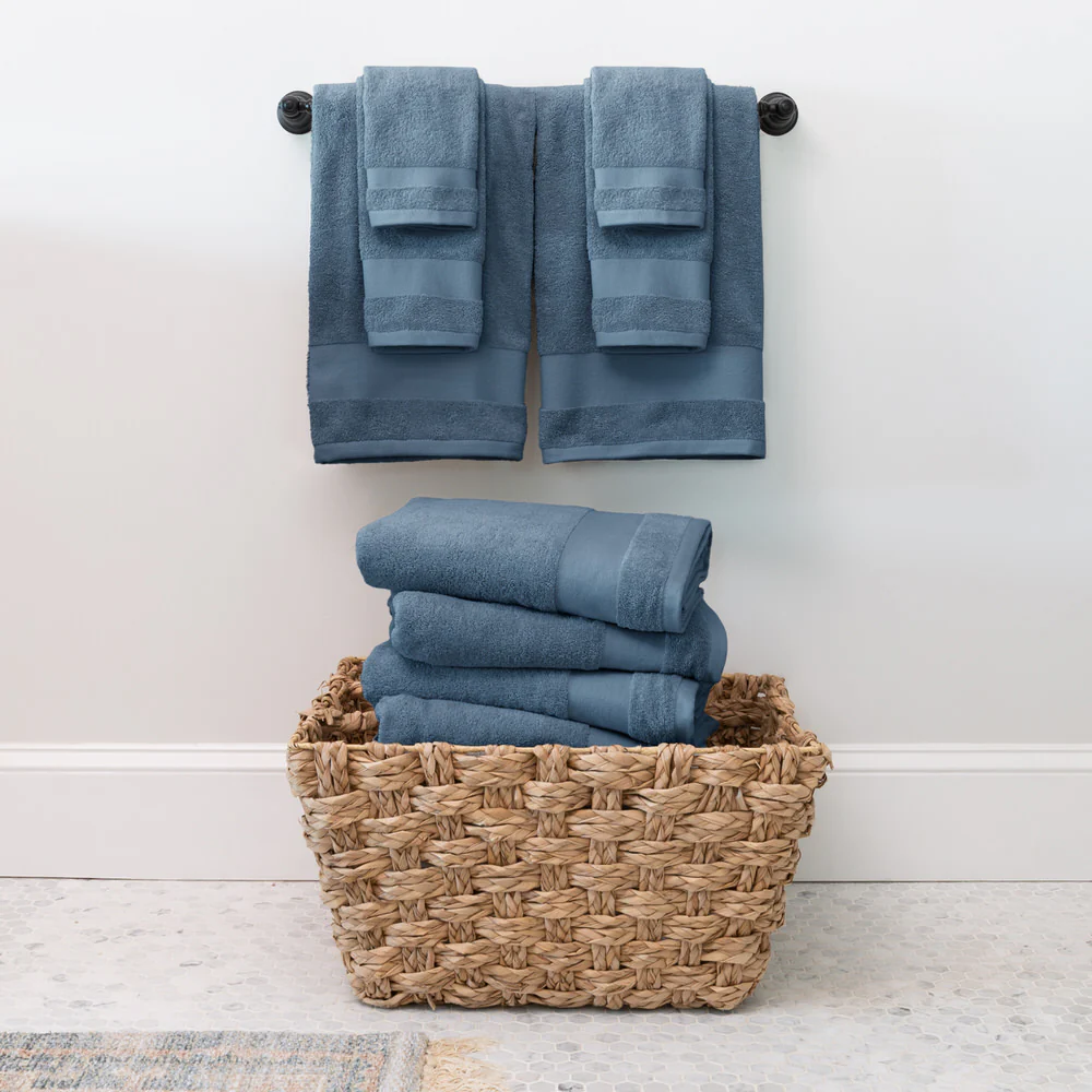 Ultra Soft 100% Cotton 4-Piece Bath Towel Set - Image 8