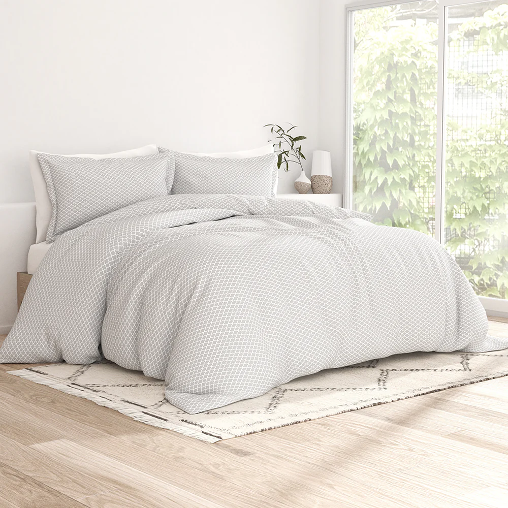 Quatrefoil Pattern 3-Piece Duvet Cover Set - Image 4