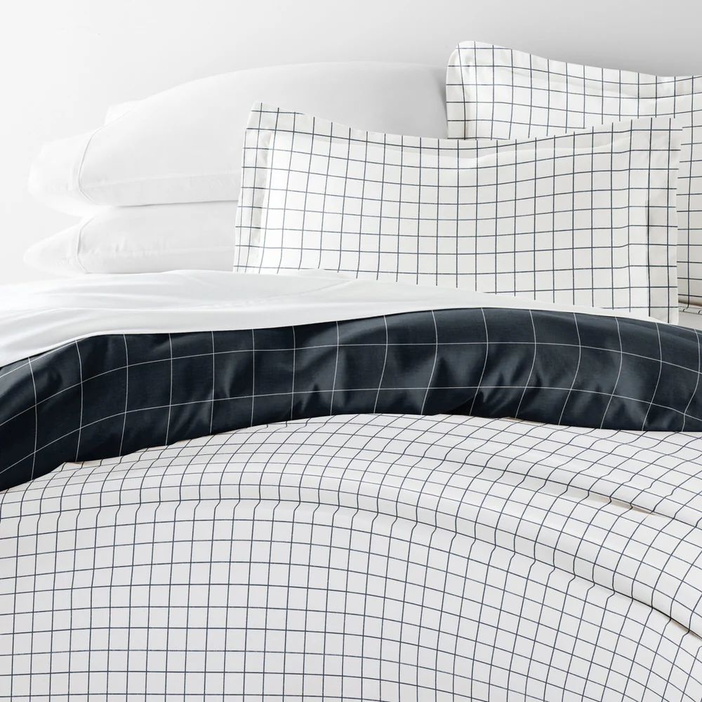 Rustic Windowpane Pattern 3-Piece Reversible Duvet Cover Set - Image 10