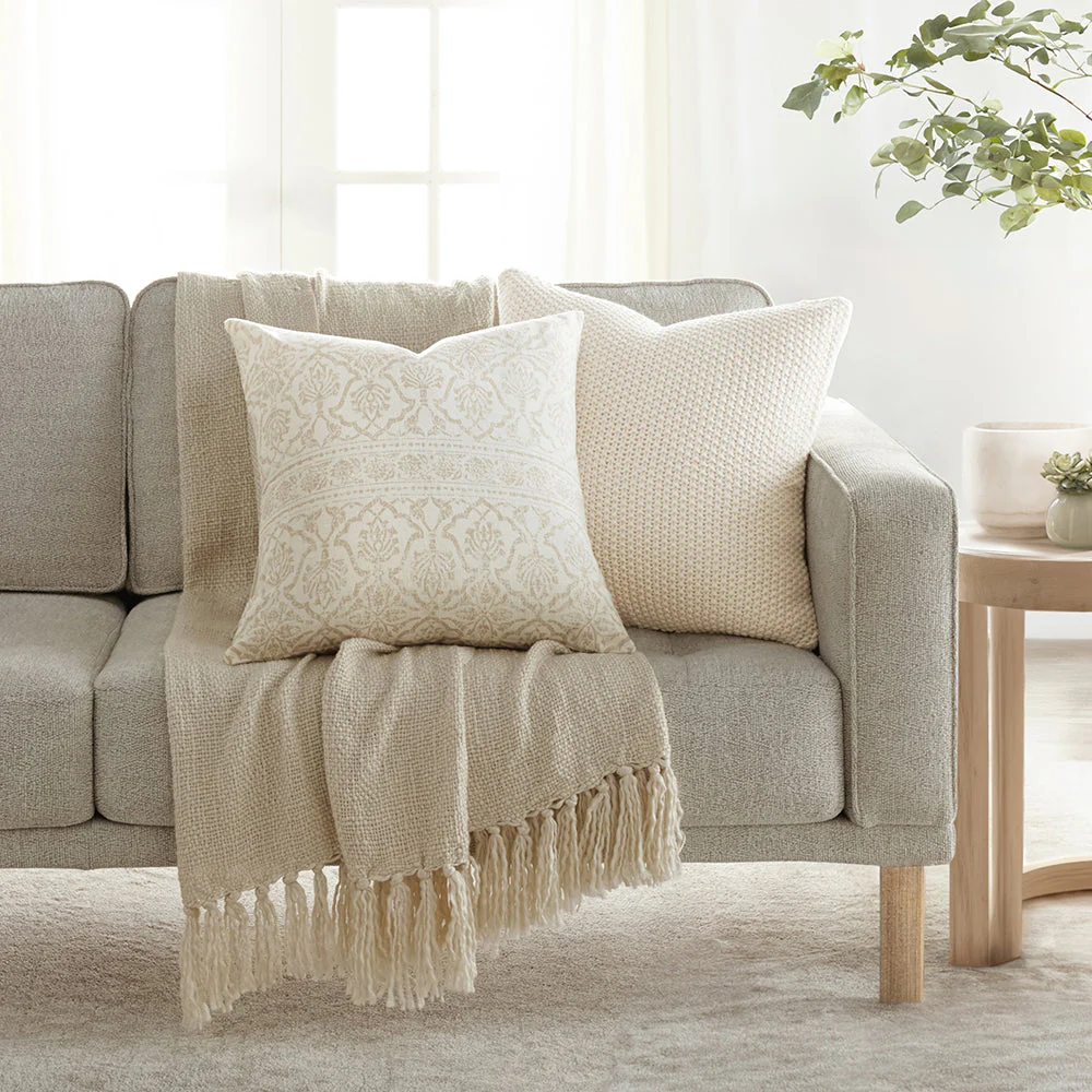 2-Pack Throw Pillows Seed Stitch Knit With Antique Floral (Sale) - Image 9