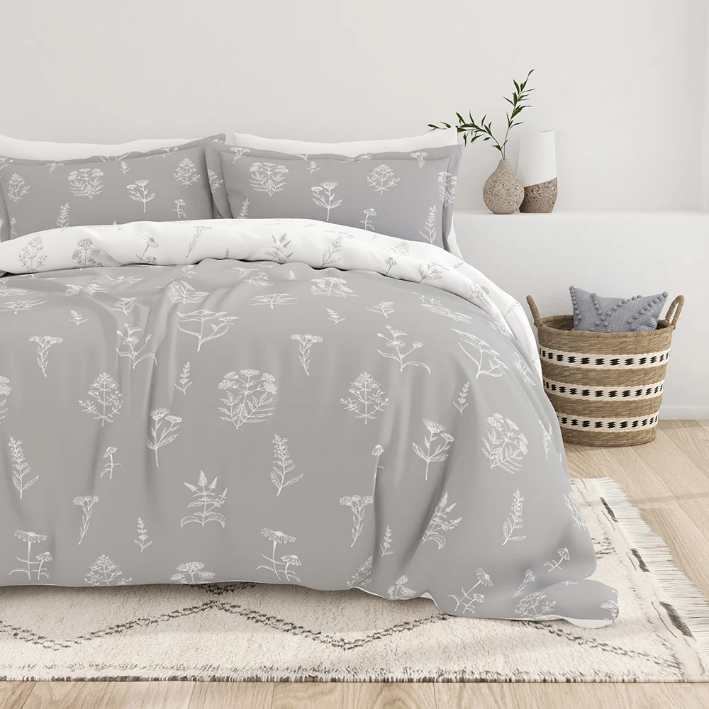 Botany Floral Pattern 3-Piece Reversible Duvet Cover Set (Sale) - Image 2