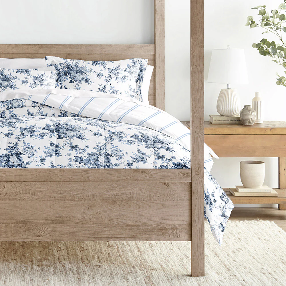 Cabbage Rose Reversible Down-Alternative Comforter Set (Sale) - Image 3