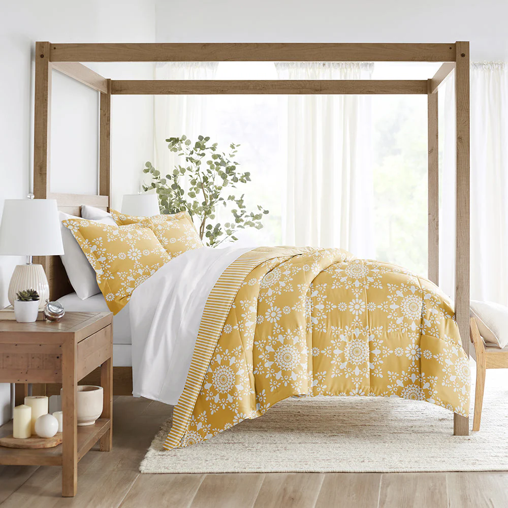 Daisy Medallion Reversible Down-Alternative Comforter Set (Sale) - Image 10
