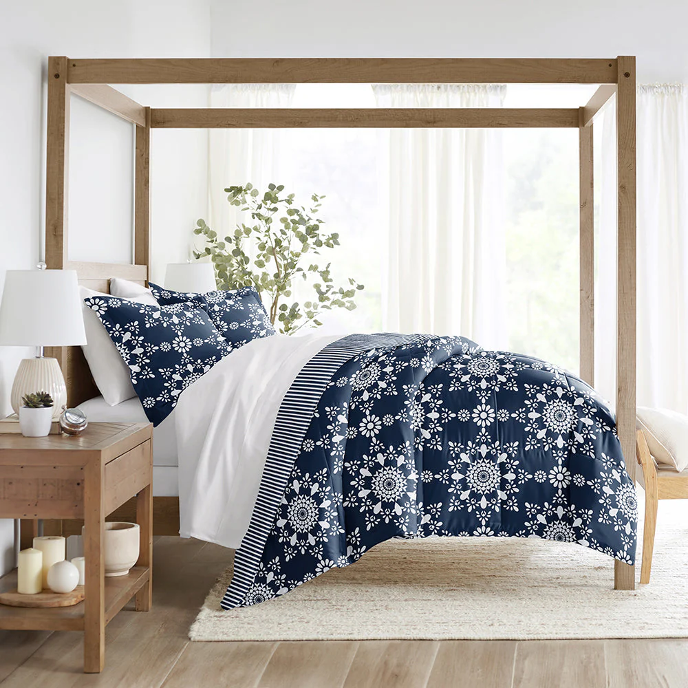 Daisy Medallion Reversible Down-Alternative Comforter Set (Sale) - Image 11