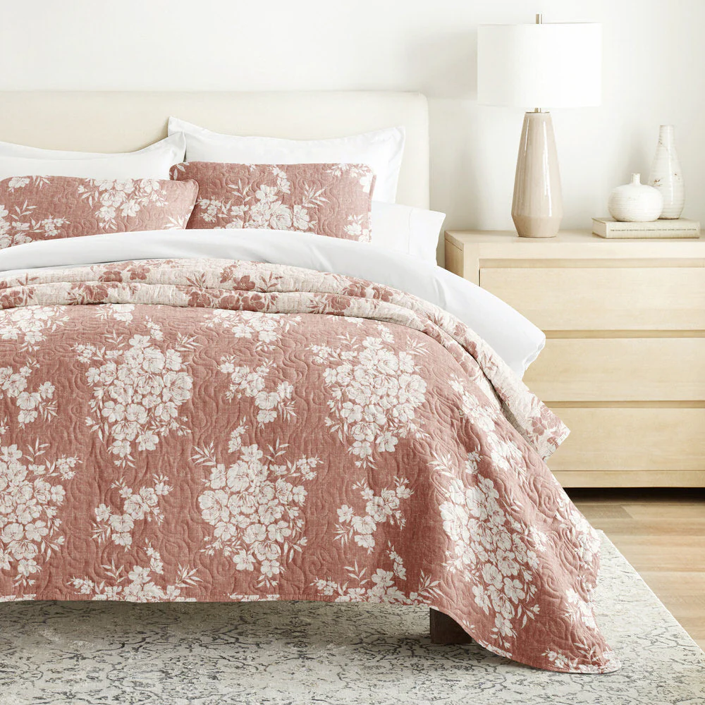 Distressed Bouquet Reversible Quilted Coverlet Set (Sale) - Image 10