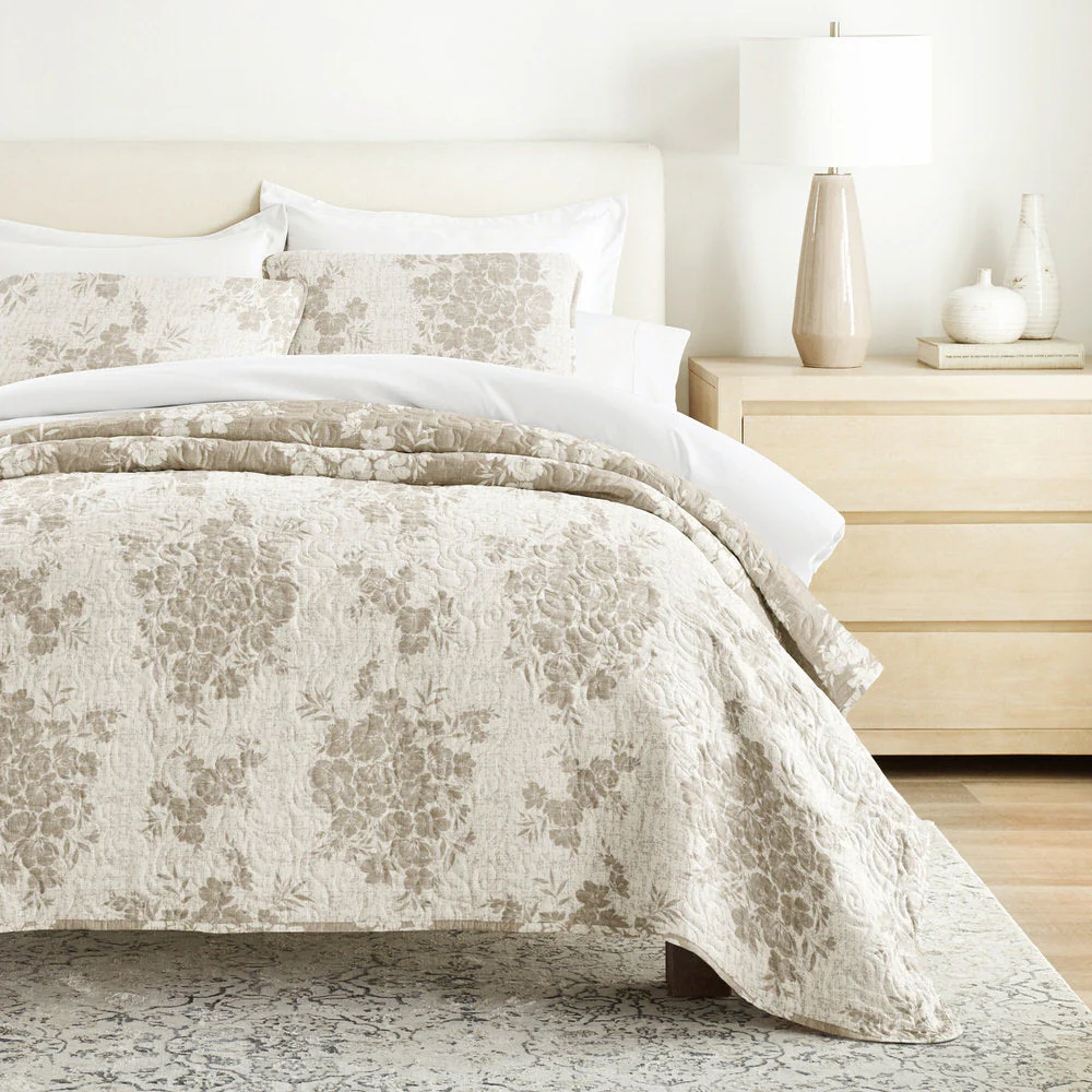 Distressed Bouquet Reversible Quilted Coverlet Set (Sale) - Image 14