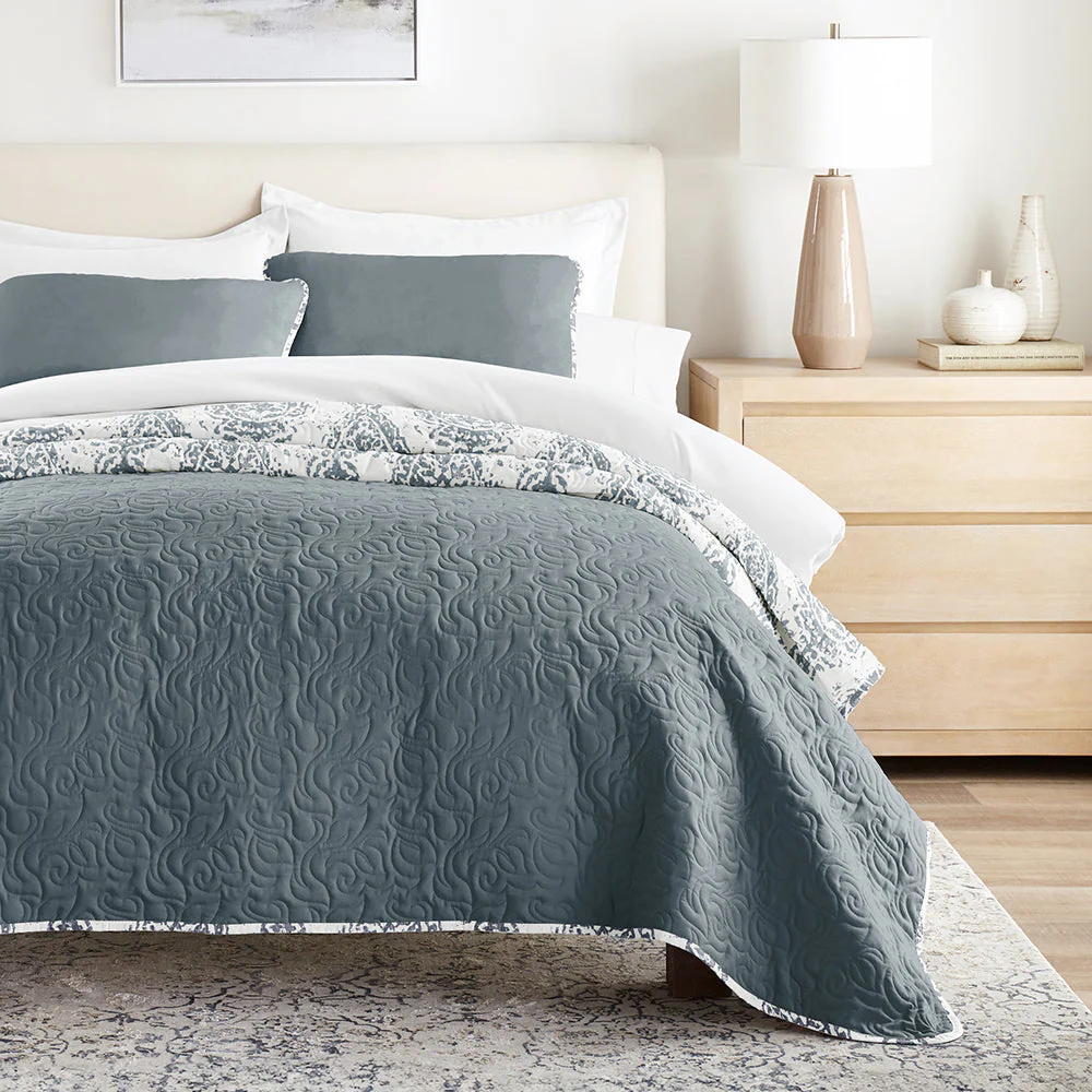 Distressed Damask Reversible Quilted Coverlet Set (Sale) - Image 7