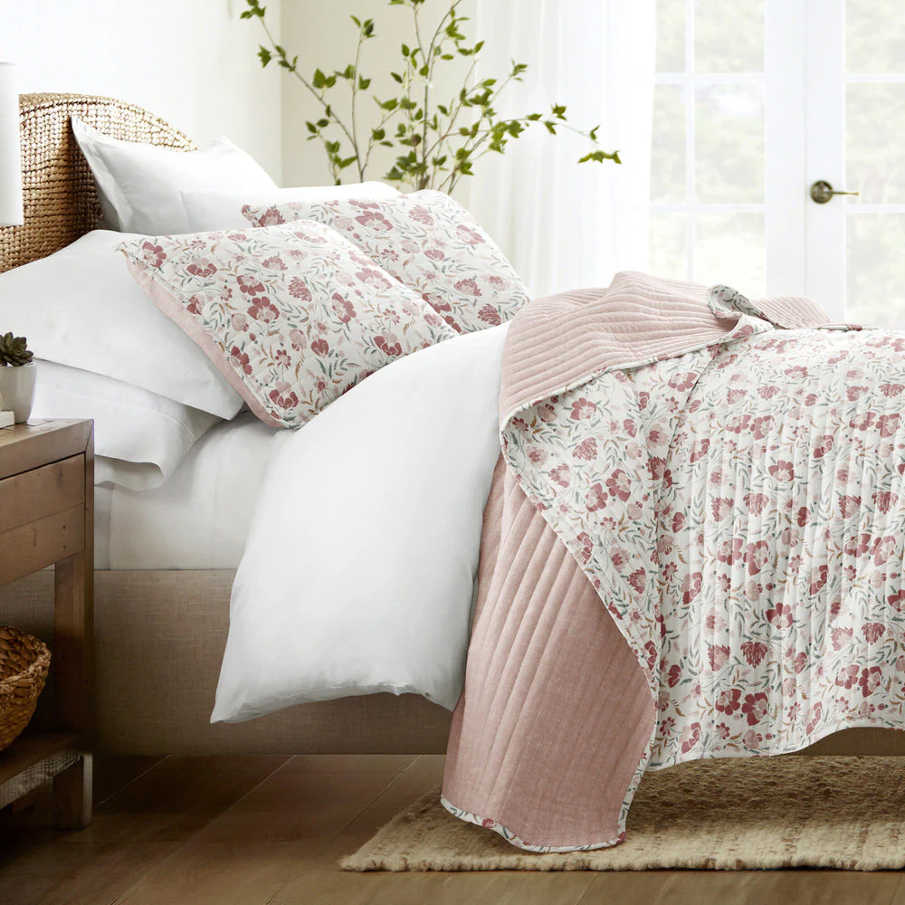 French Jacobean Reversible Quilted Coverlet Set (Sale) - Image 2