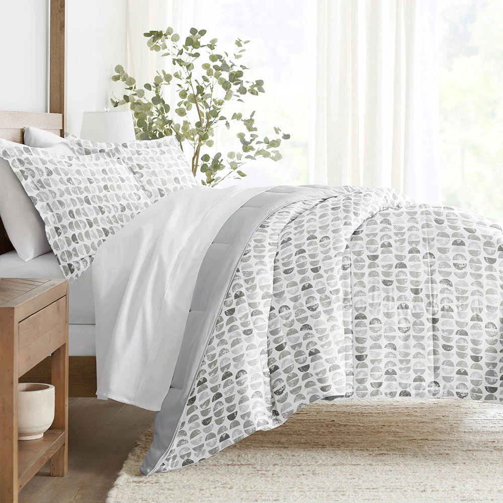 Moonlight Stars Reversible Down-Alternative Comforter Set (Sale)