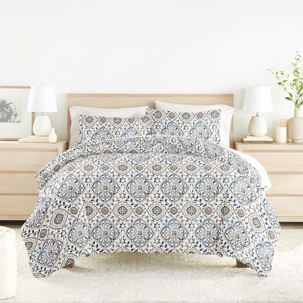 Oasis Pattern 3-Piece Duvet Cover Set (Sale) - Image 3