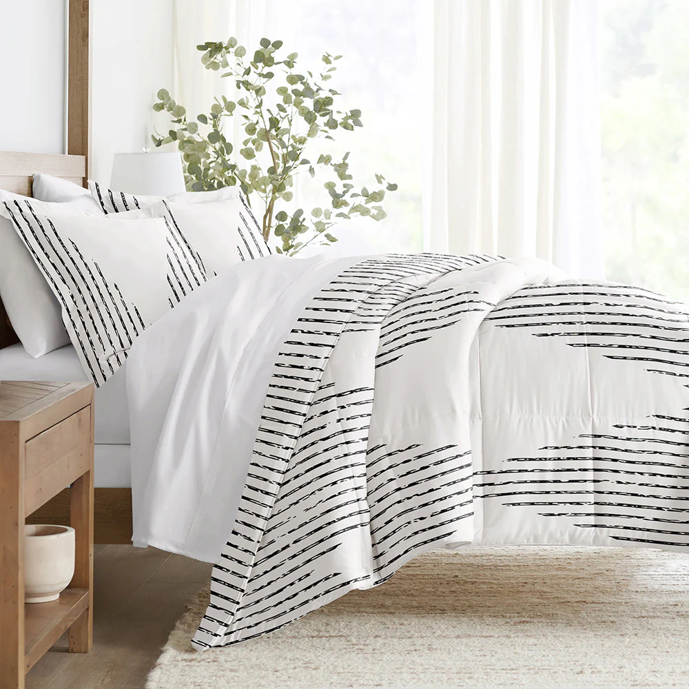Sale - Patterned Down-Alternative Comforter Set - Image 4