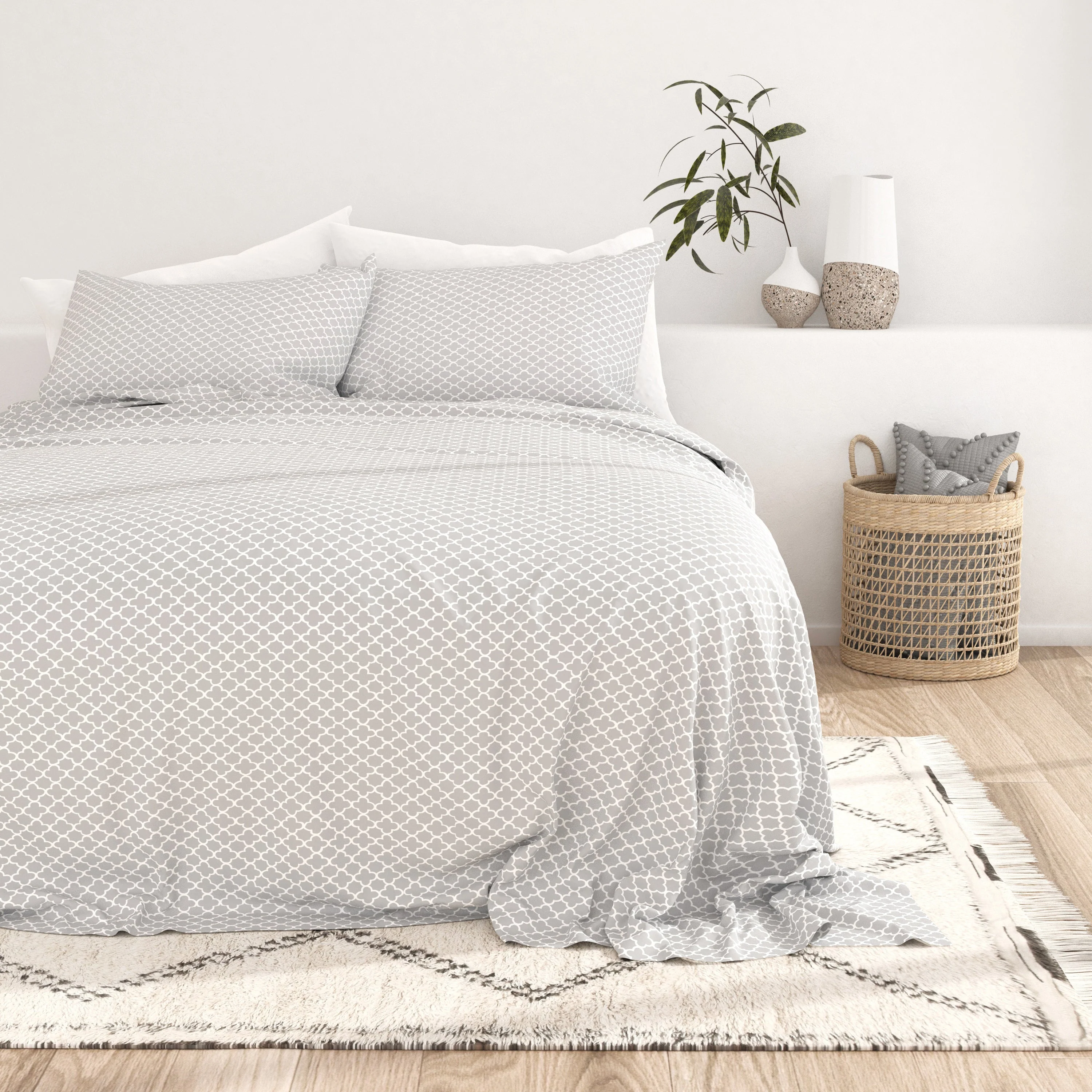 Quatrefoil Pattern 4-Piece Sheet Set (Sale) - Image 6