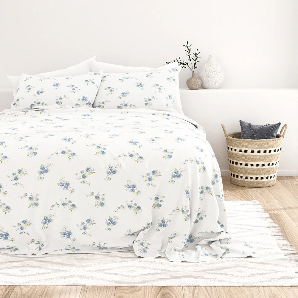 Rose Bunch 4-Piece Flannel Sheet Set (Sale) - Image 5