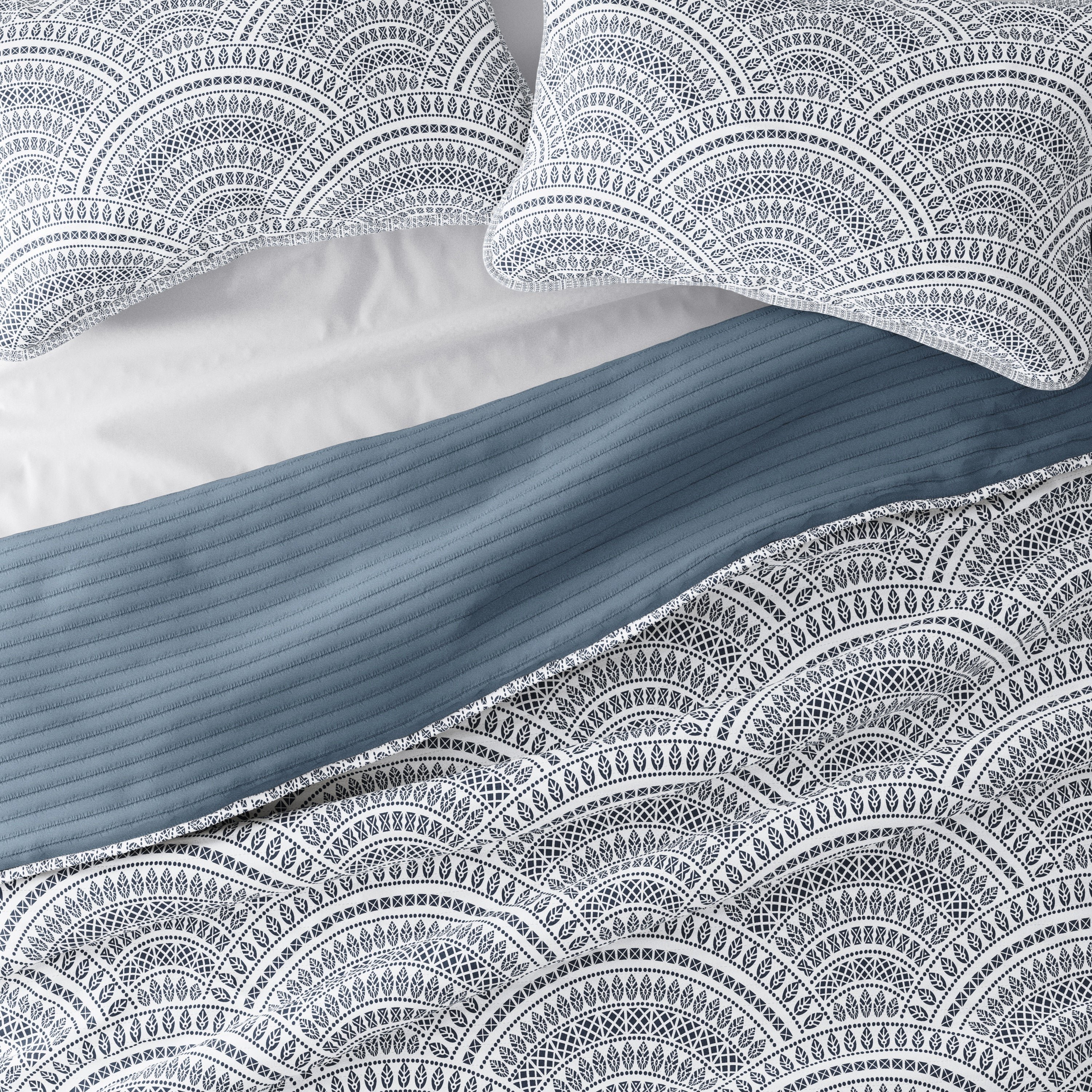 Sale - Scallop Reversible Quilted Coverlet Set - Image 10