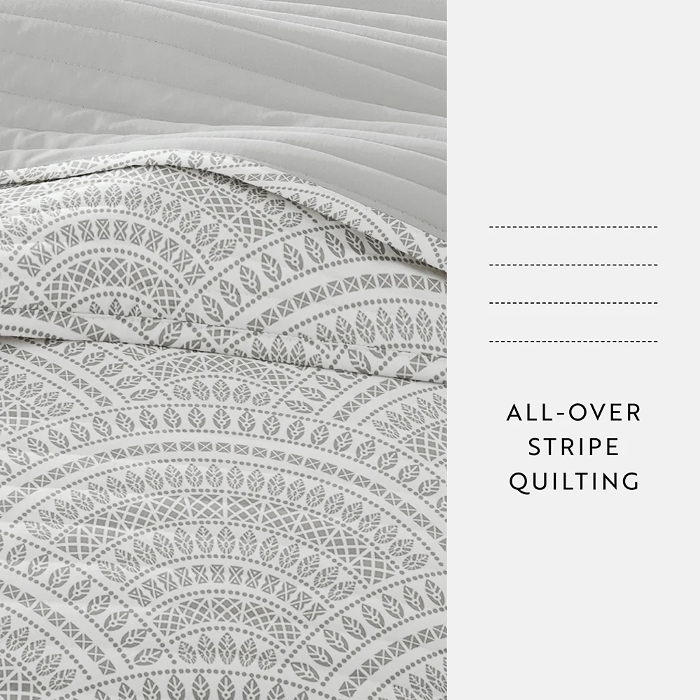Scallop Reversible Quilted Coverlet Set - Image 28