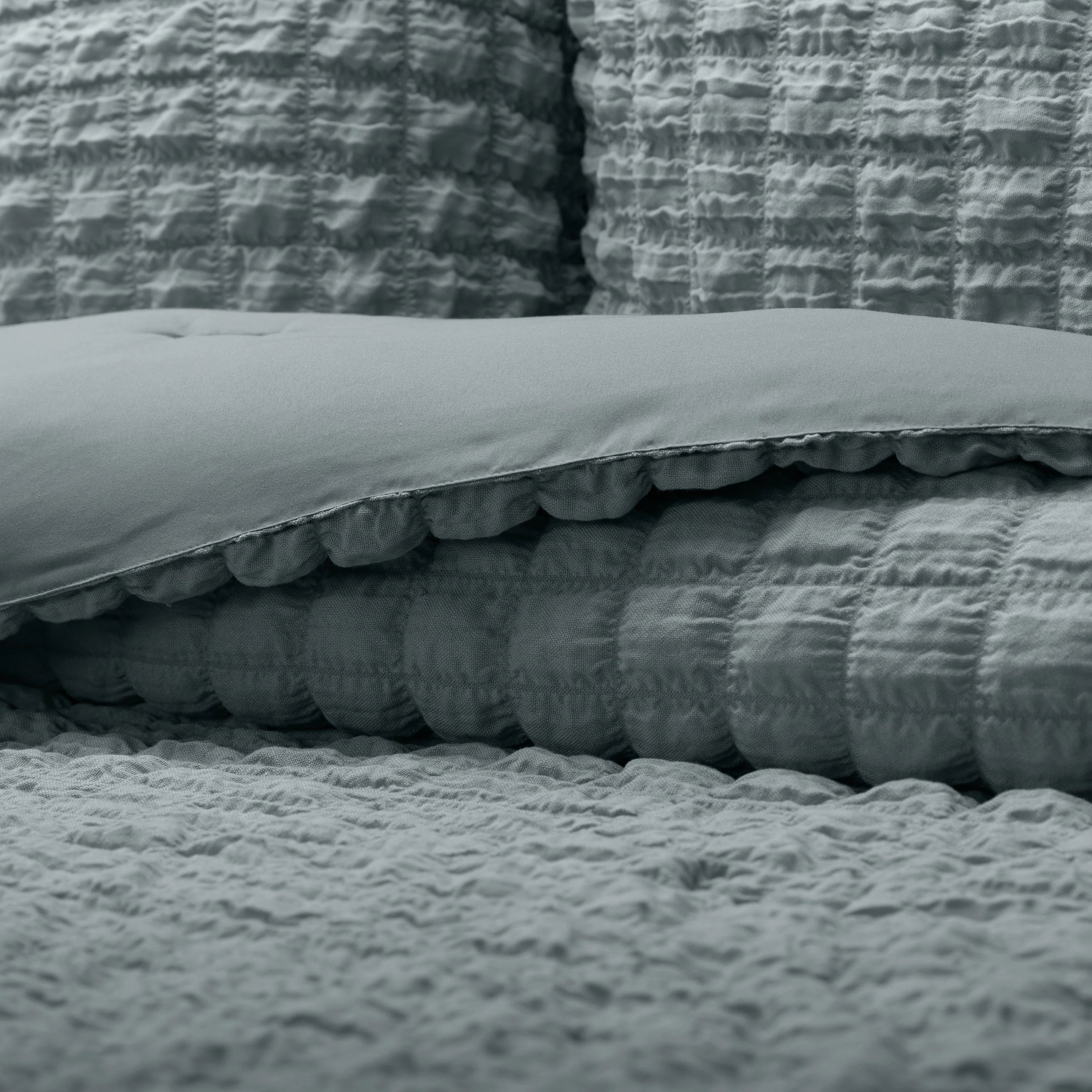 Seersucker Box Textured Down-Alternative Comforter Set - Image 13