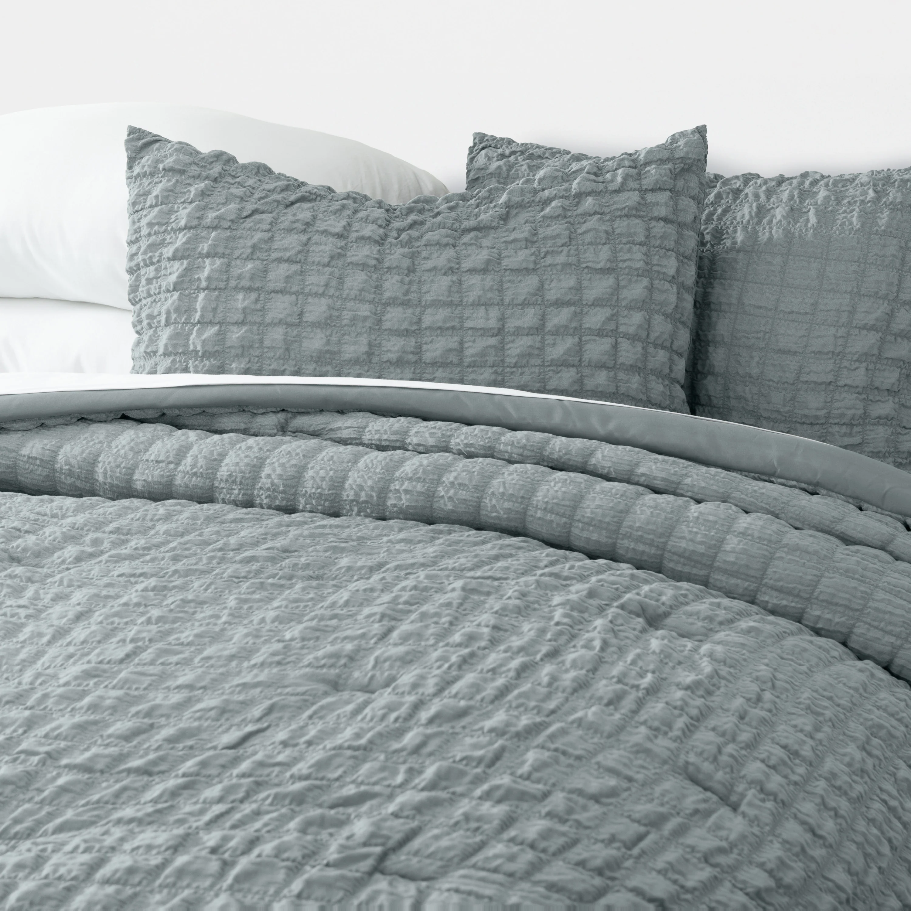 Seersucker Box Textured Down-Alternative Comforter Set - Image 17