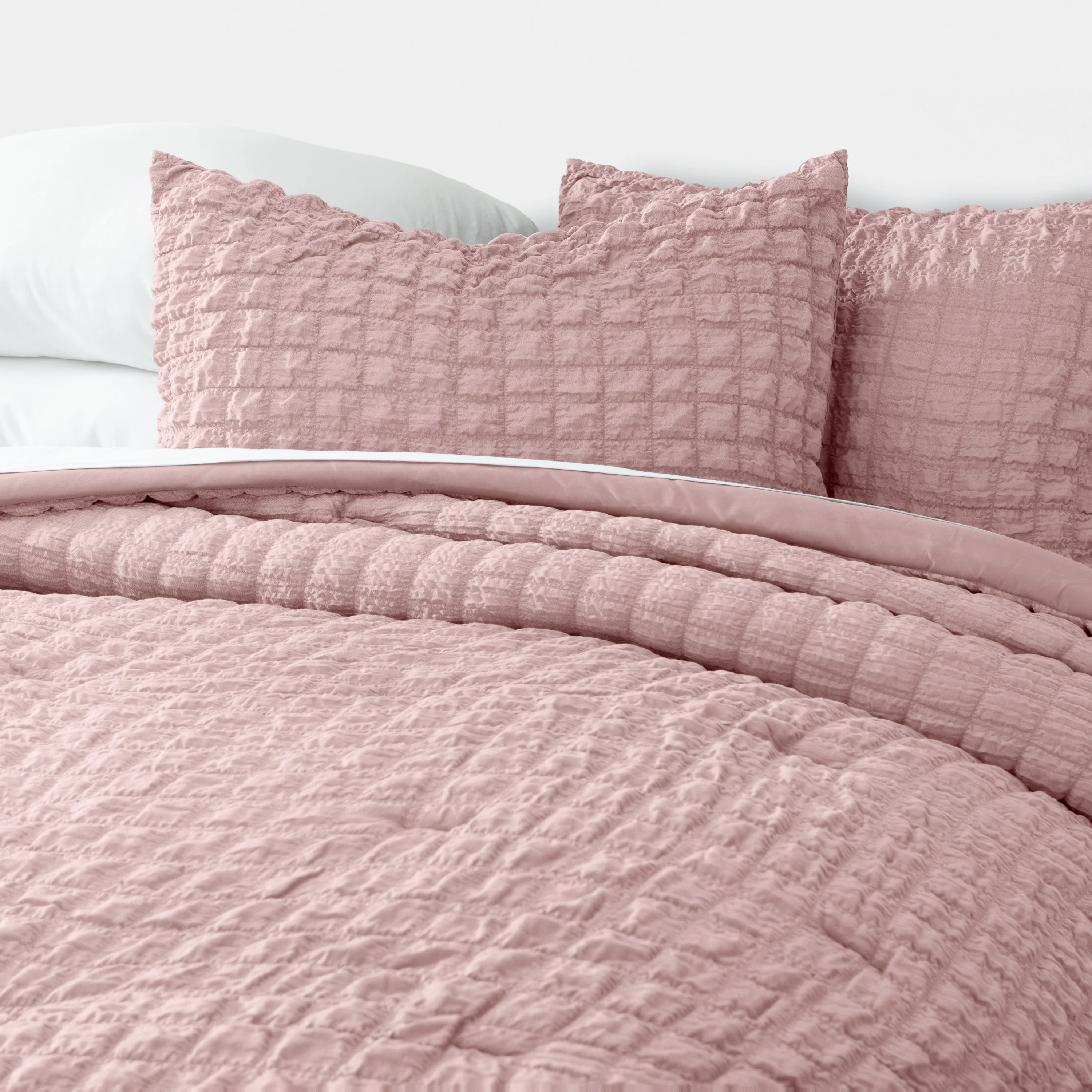 Seersucker Box Textured Down-Alternative Comforter Set - Image 19