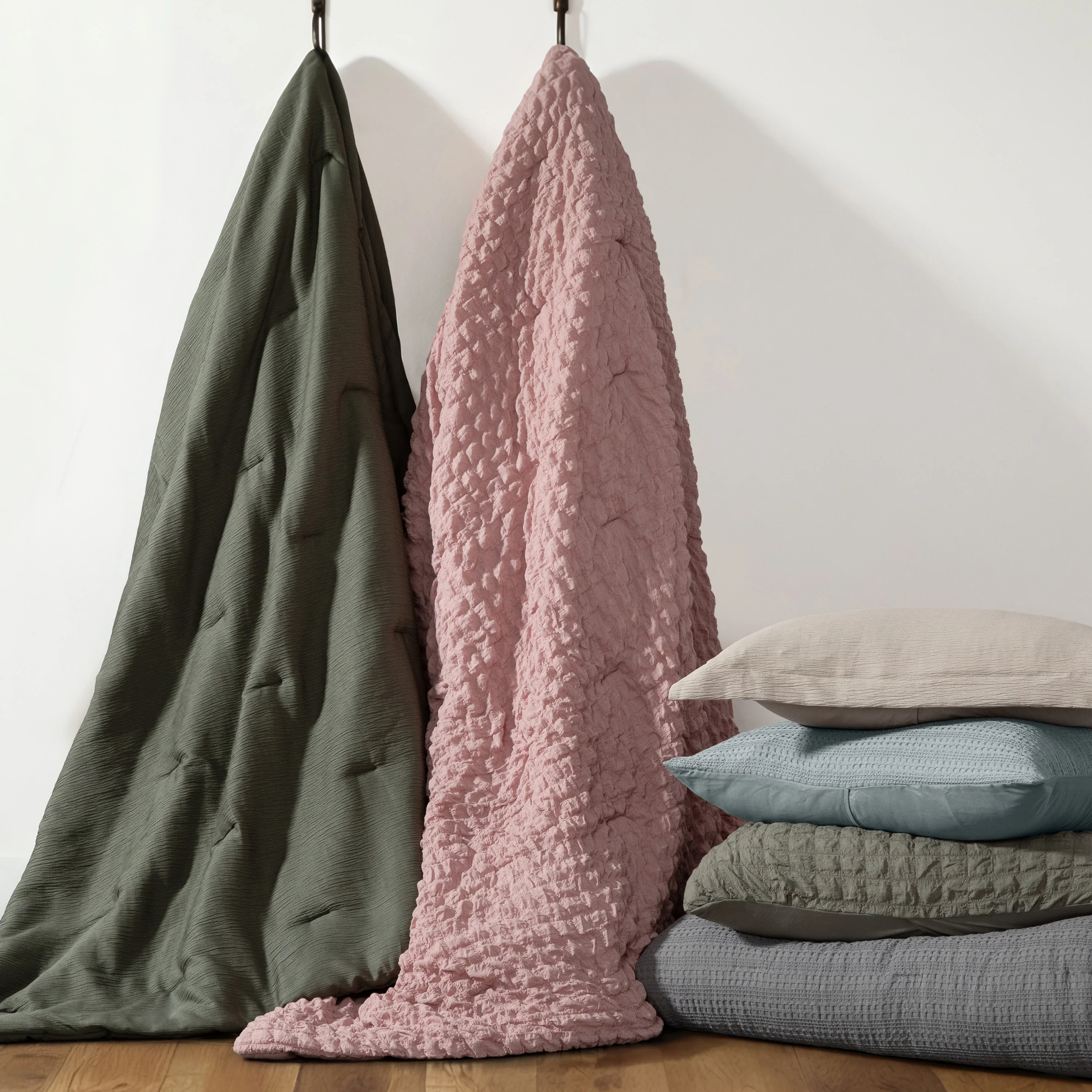 Seersucker Box Textured Down-Alternative Comforter Set - Image 47