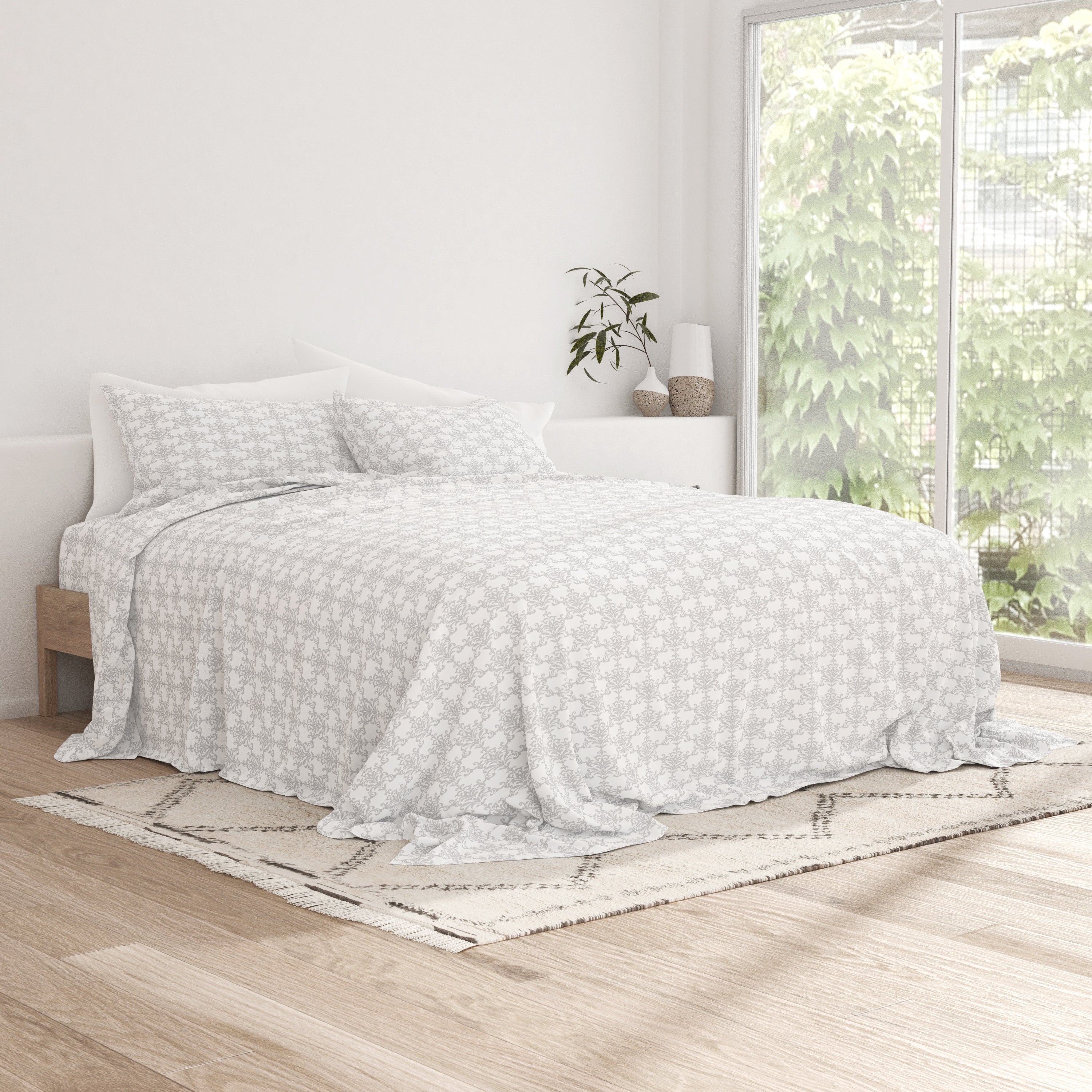 Soft Bouquet Pattern 4-Piece Sheet Set - Image 3