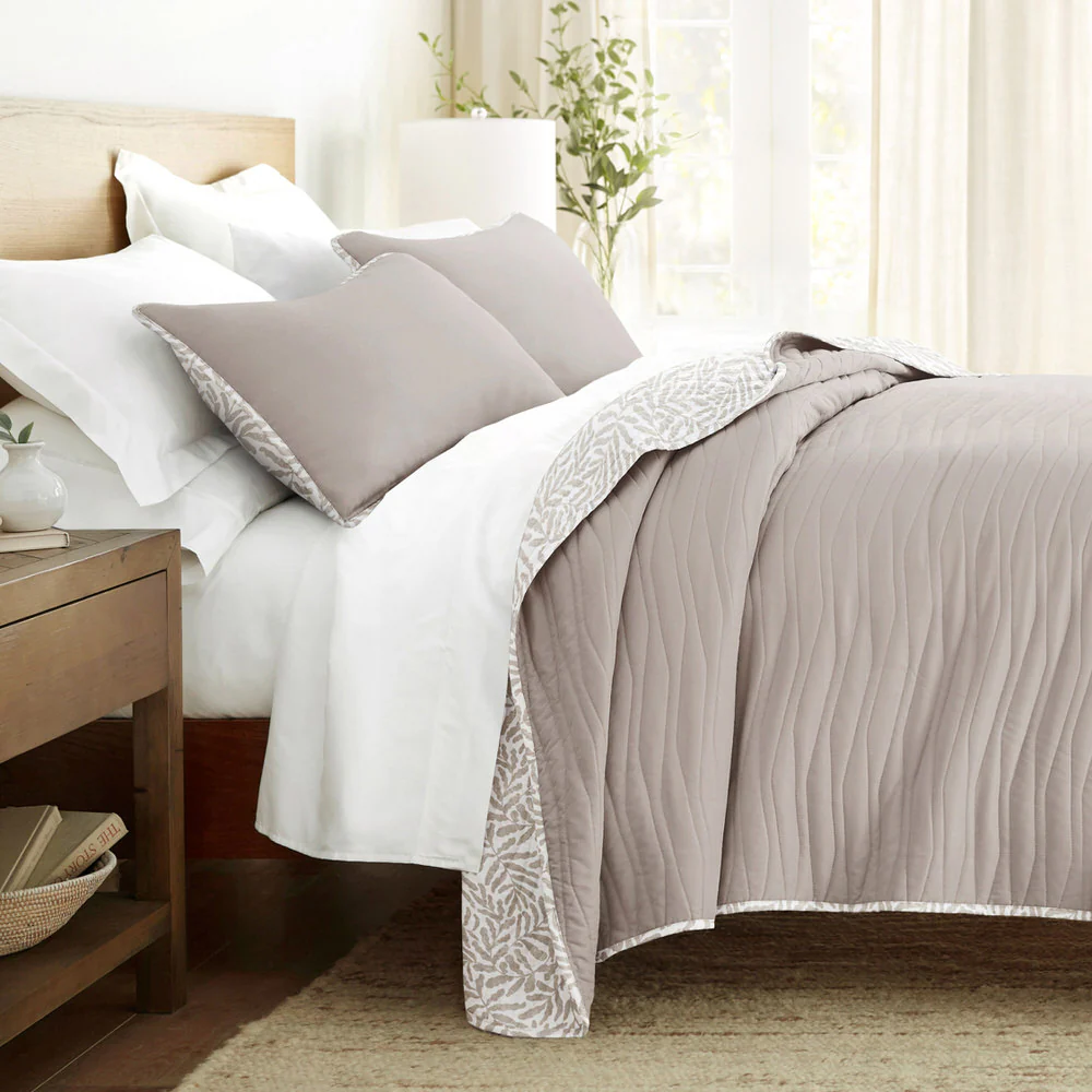 Tossed Ferns Reversible Quilted Coverlet Set - Image 4