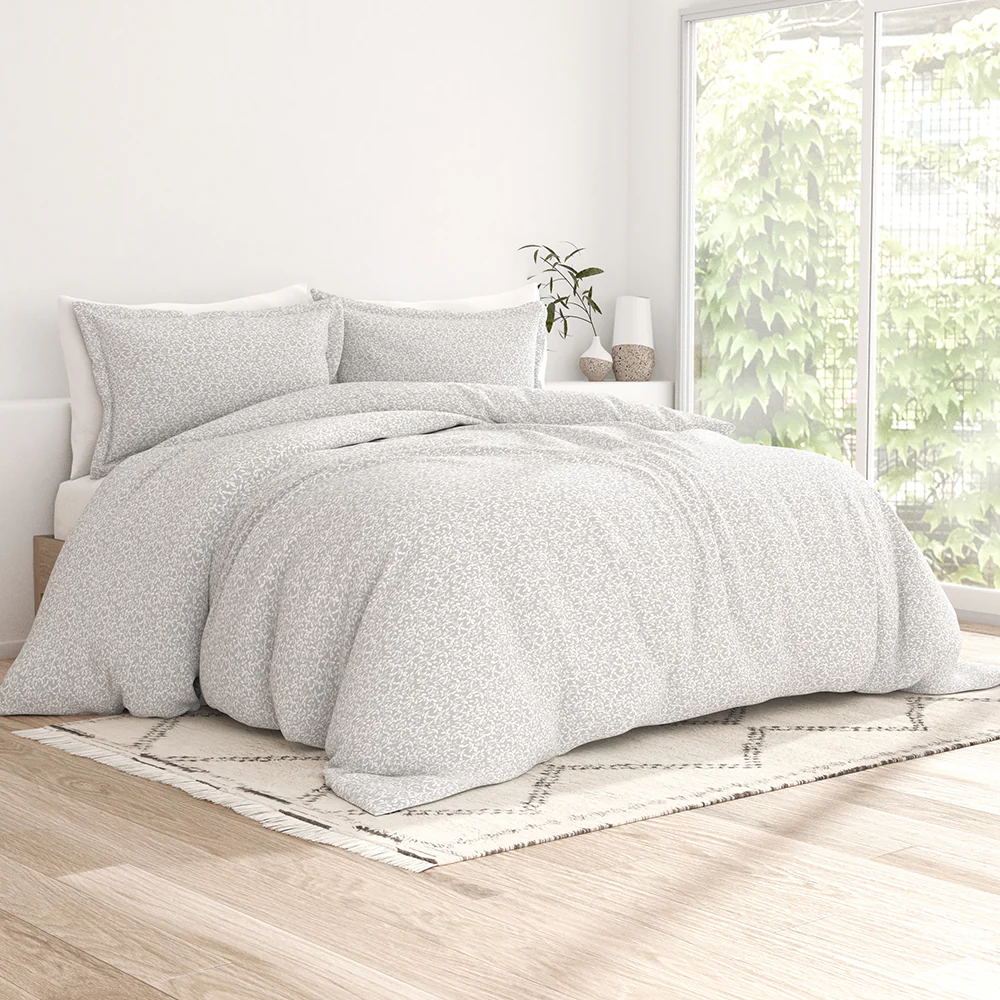 Trellis Vine Pattern 3-Piece Duvet Cover Set - Image 2